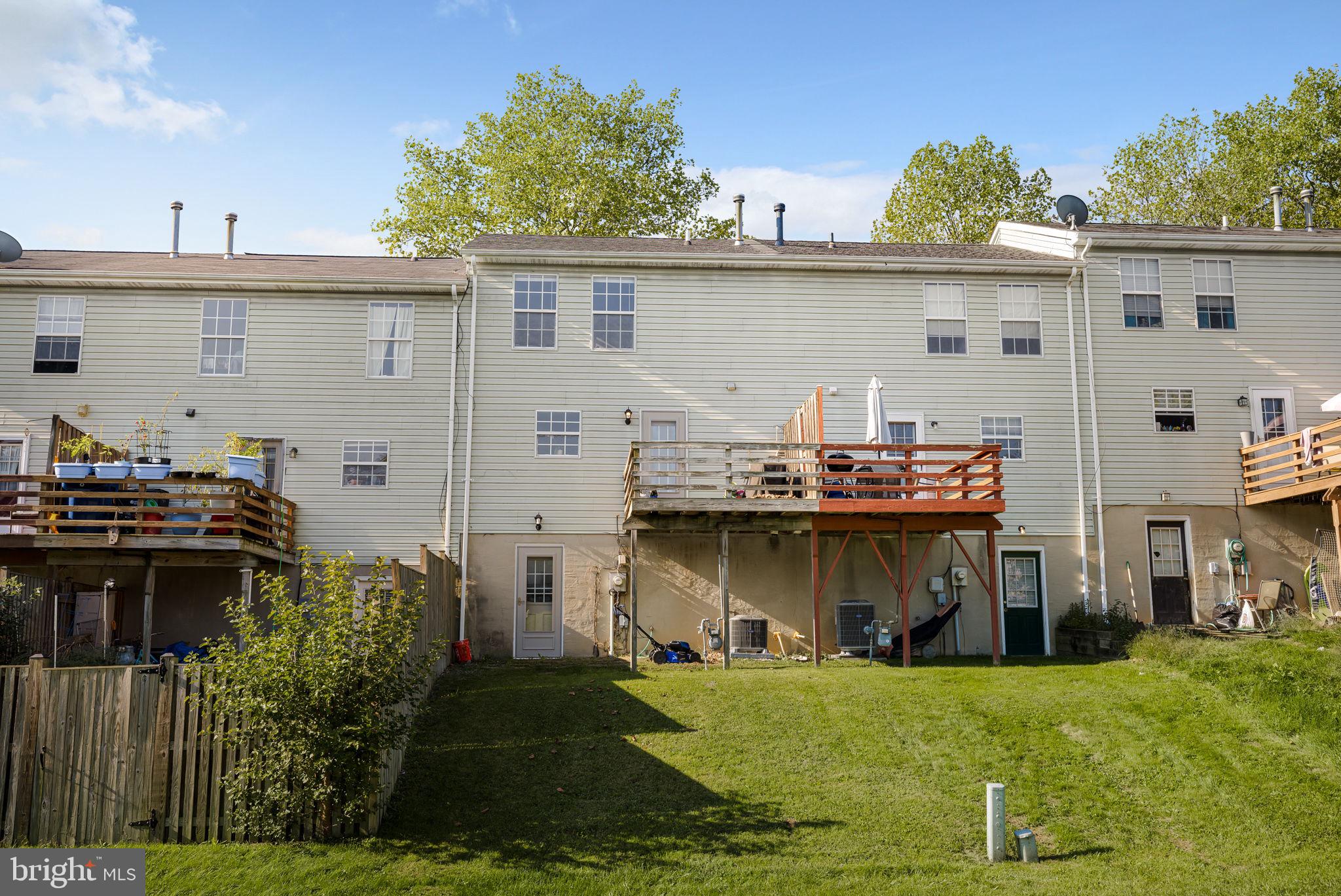 112 Little River DRIVE