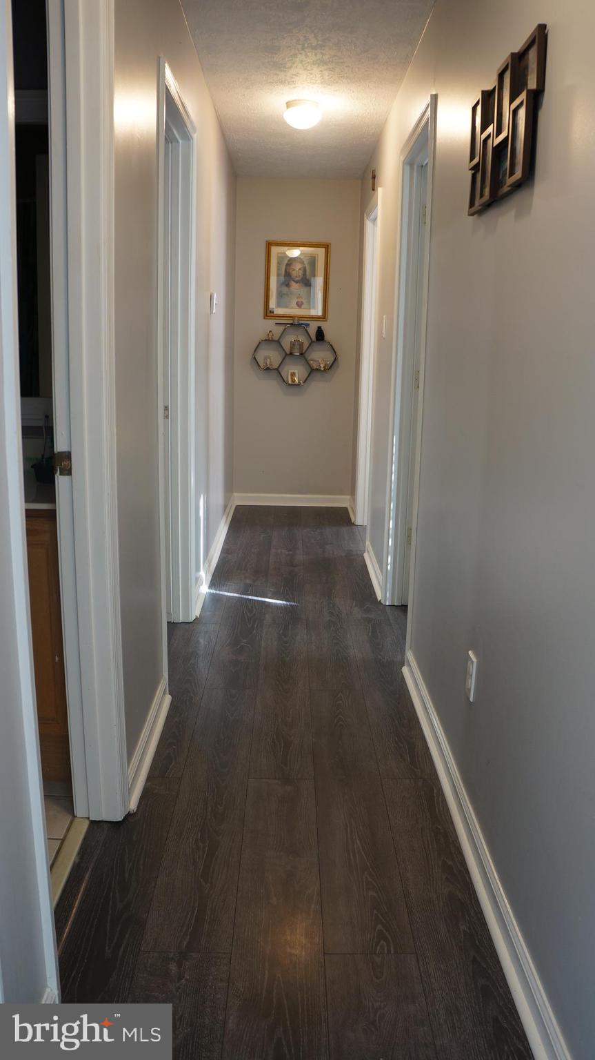 345 Montgomery CIRCLE