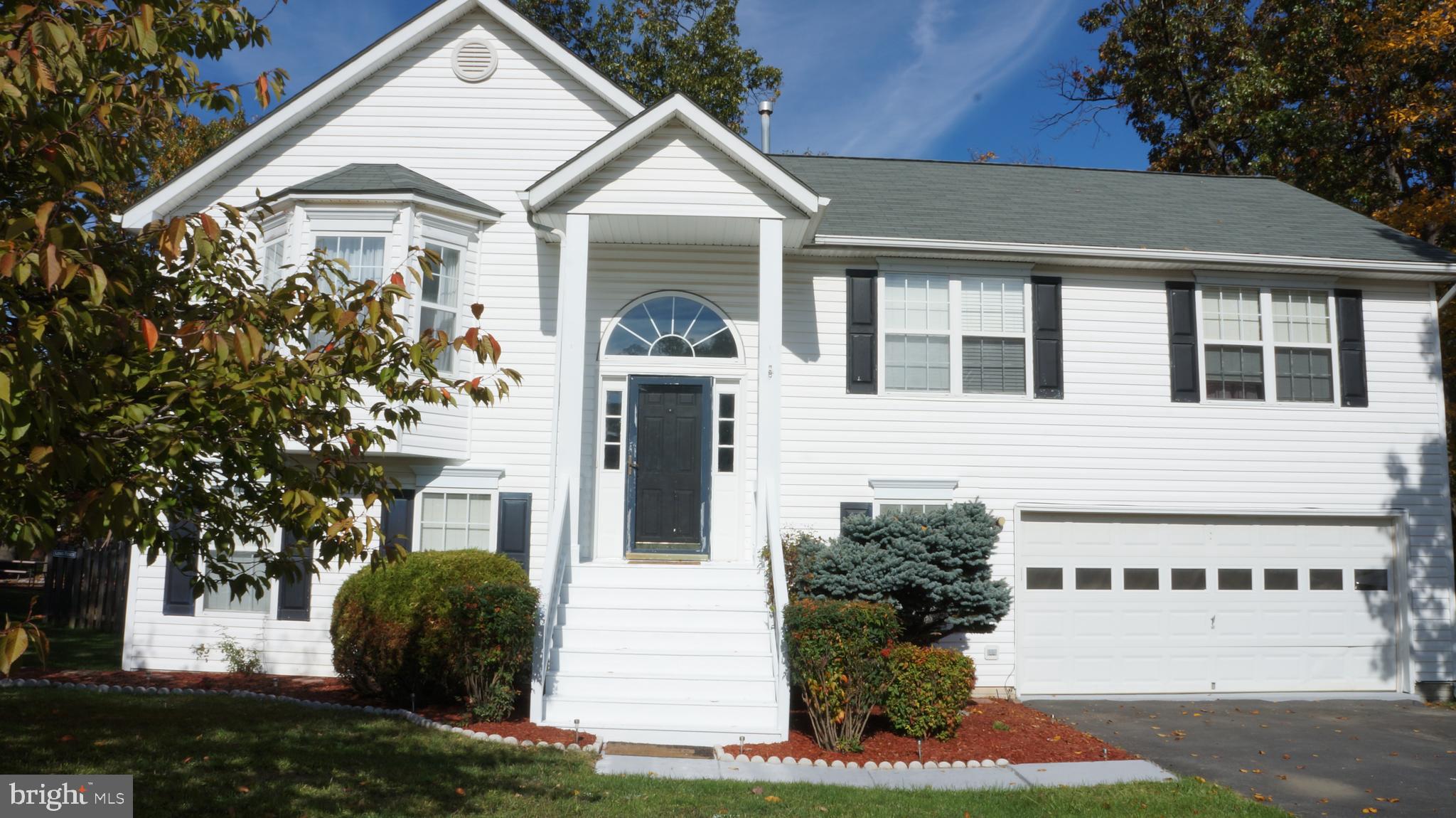 345 Montgomery CIRCLE