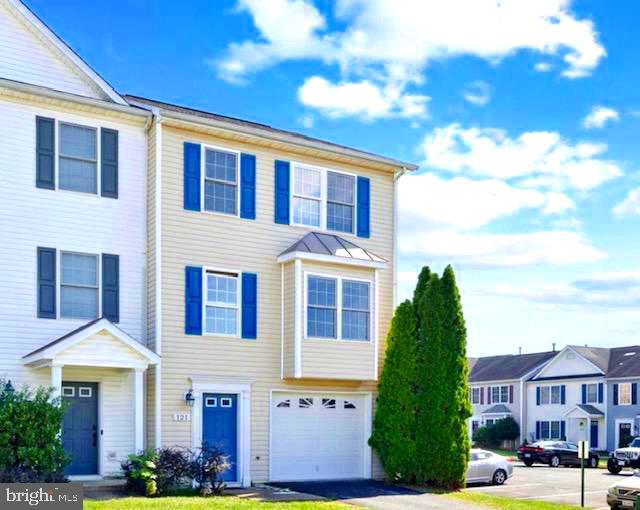 121 Seabreeze LANE