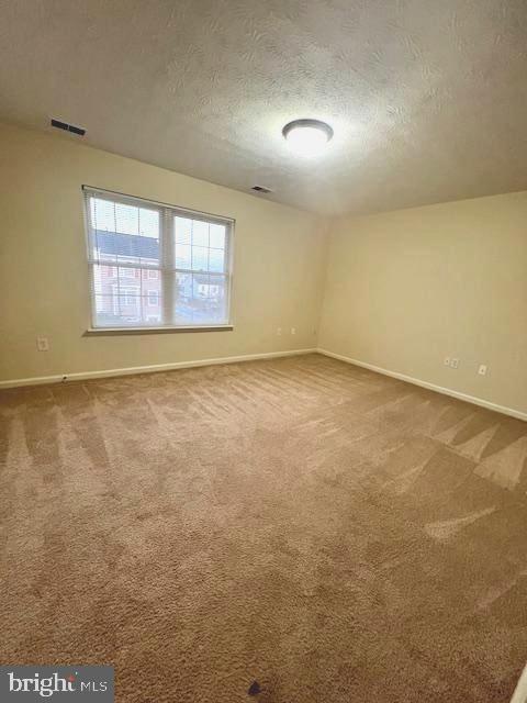 121 Seabreeze LANE