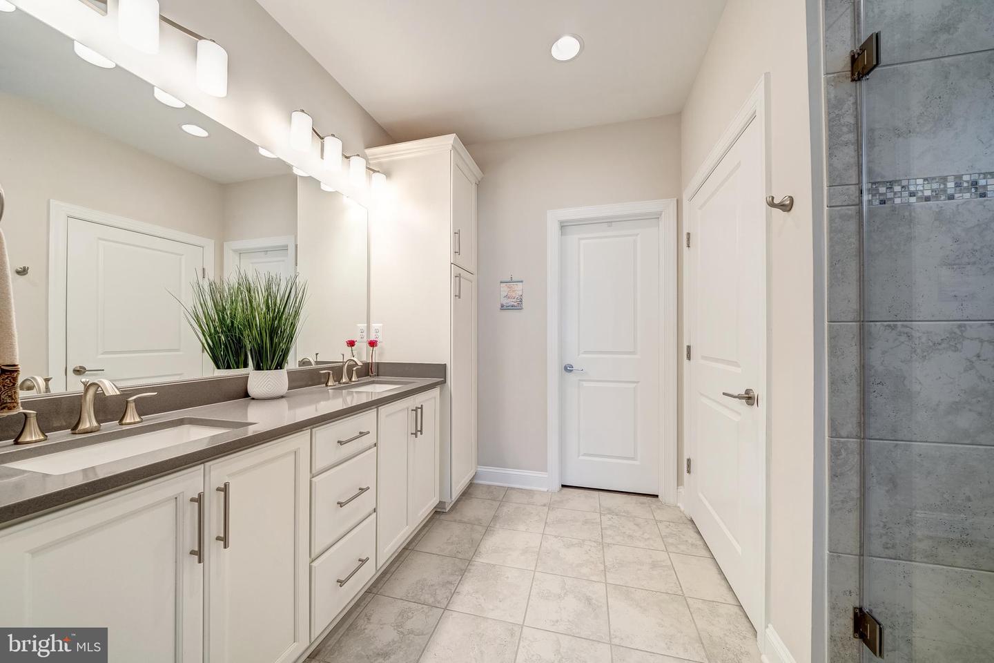 148 Milkweed Dr