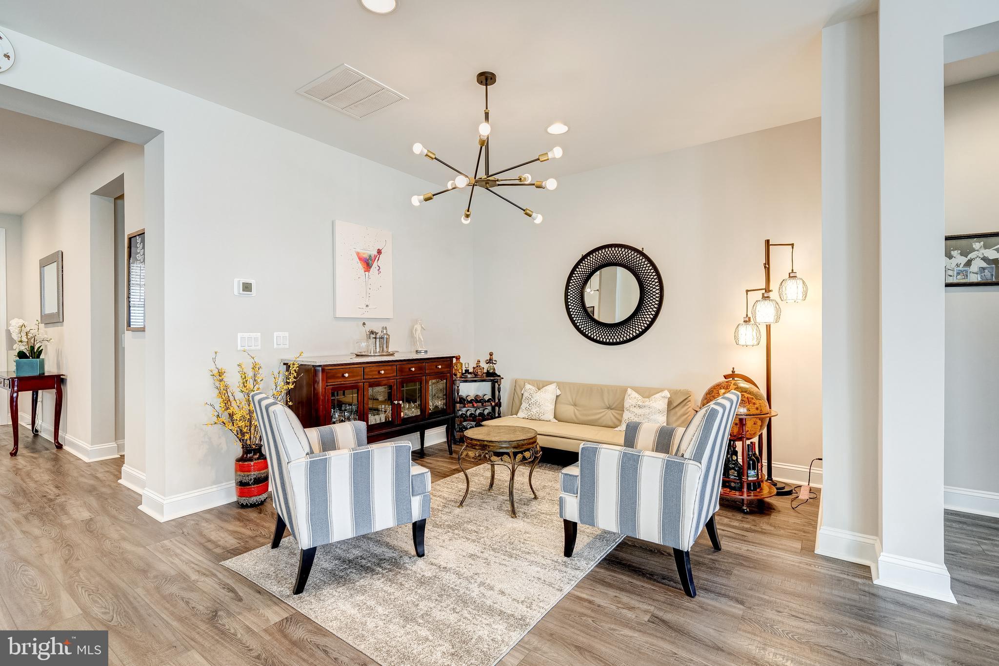 148 Milkweed Dr