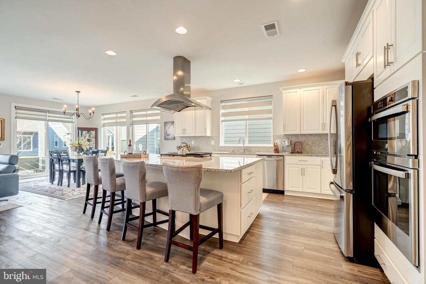 148 Milkweed Dr