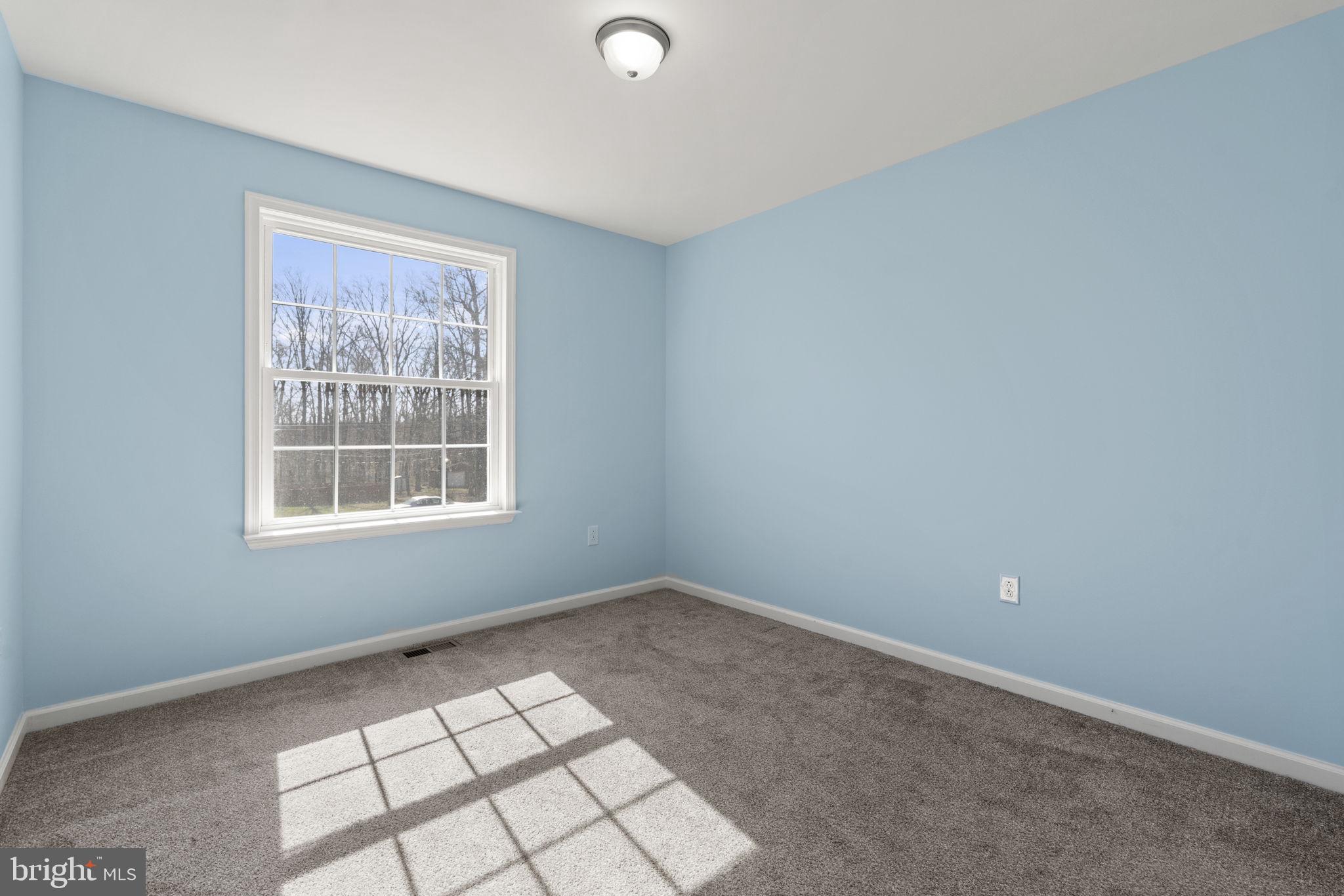 307 Fawn Dr