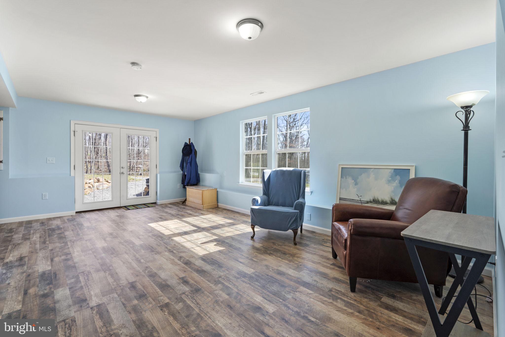 307 Fawn Dr