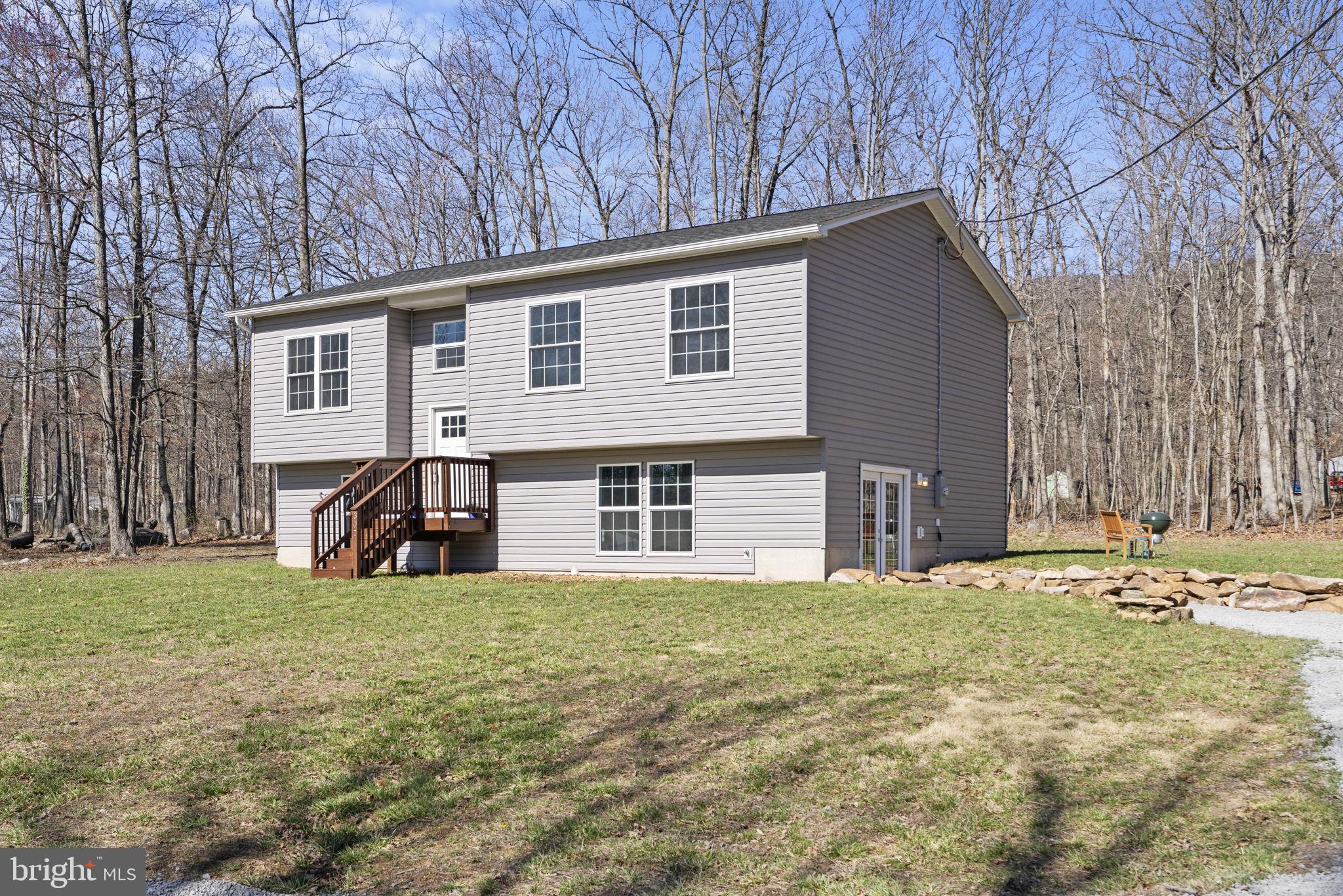 307 Fawn Dr