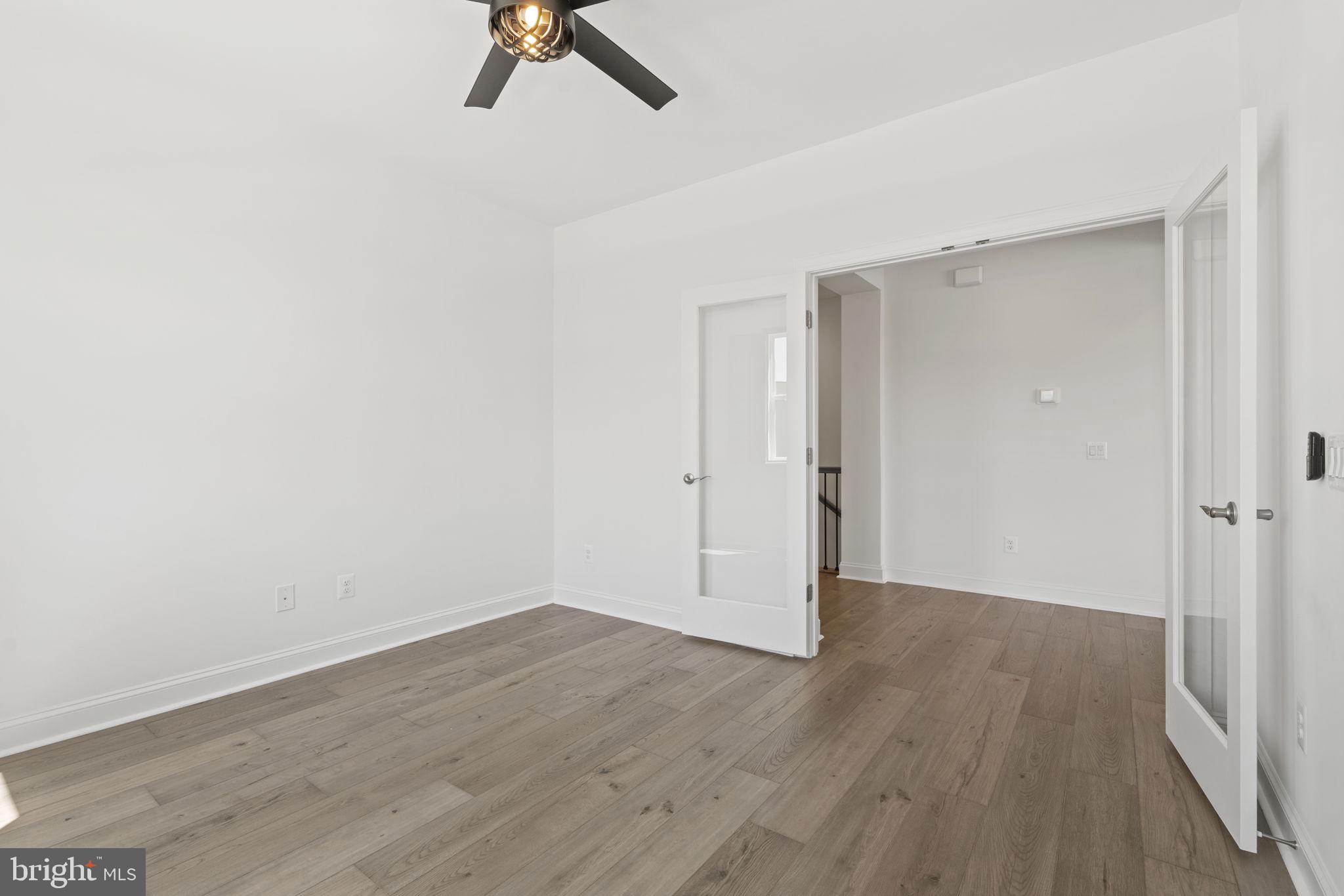 115 Viceroy Way