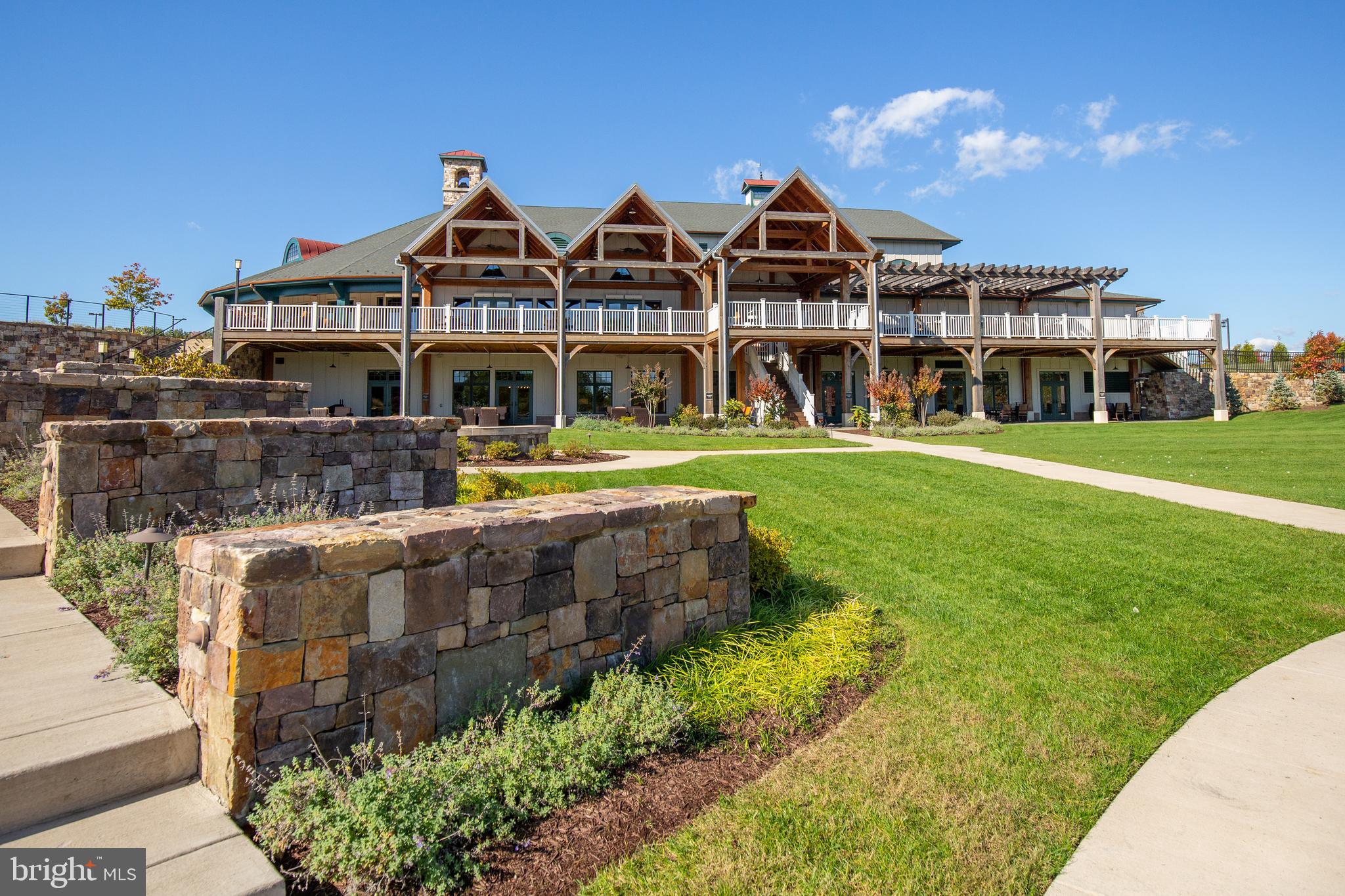 115 Viceroy Way