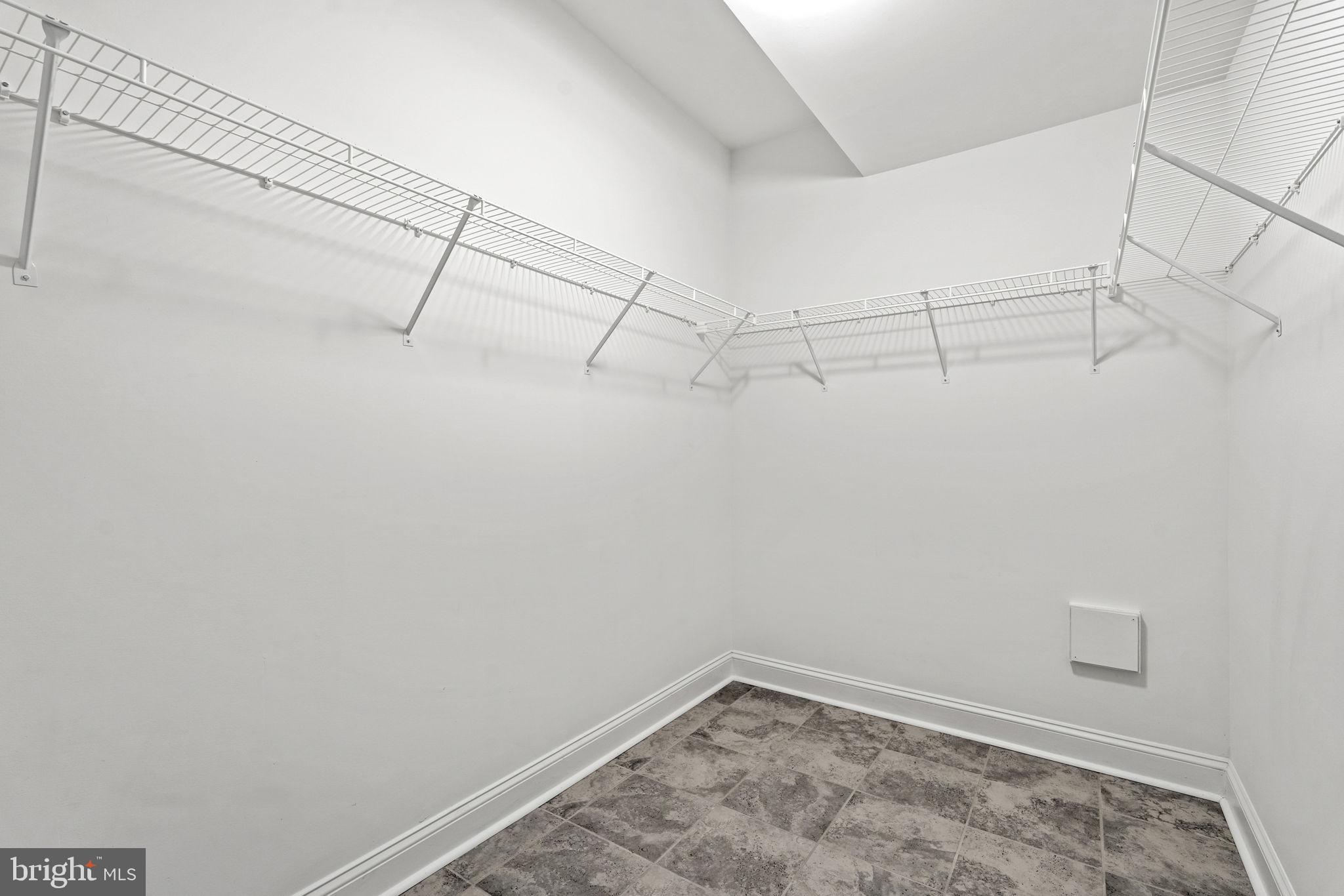 115 Viceroy Way