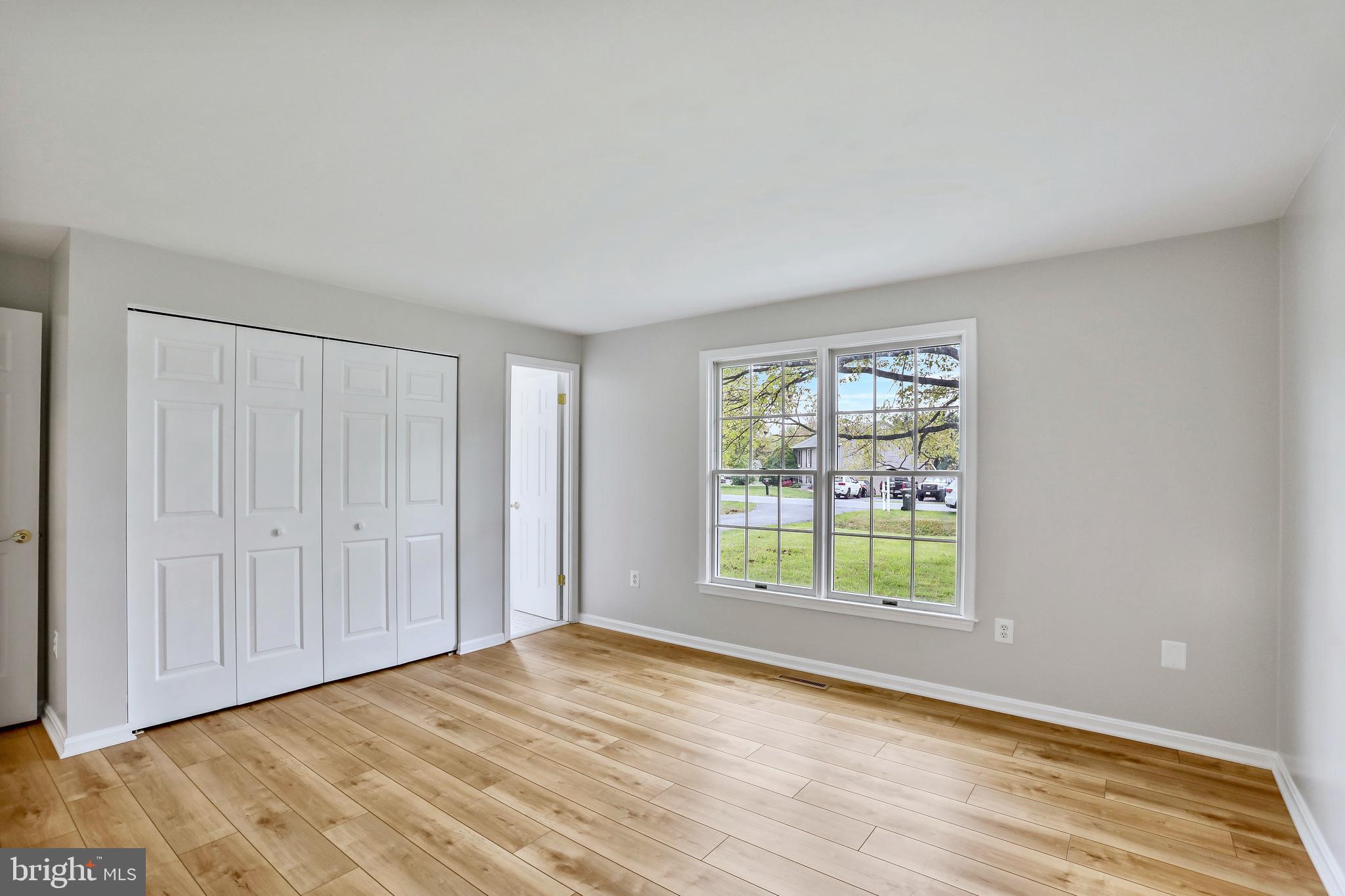 205 Lake Sever Dr
