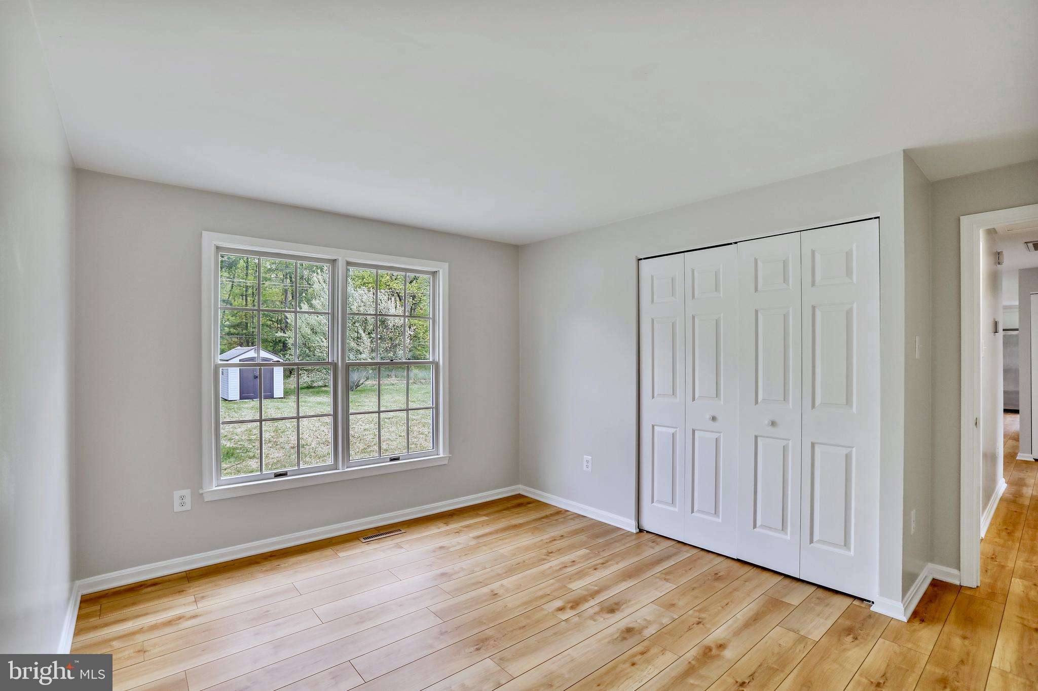 205 Lake Sever Dr