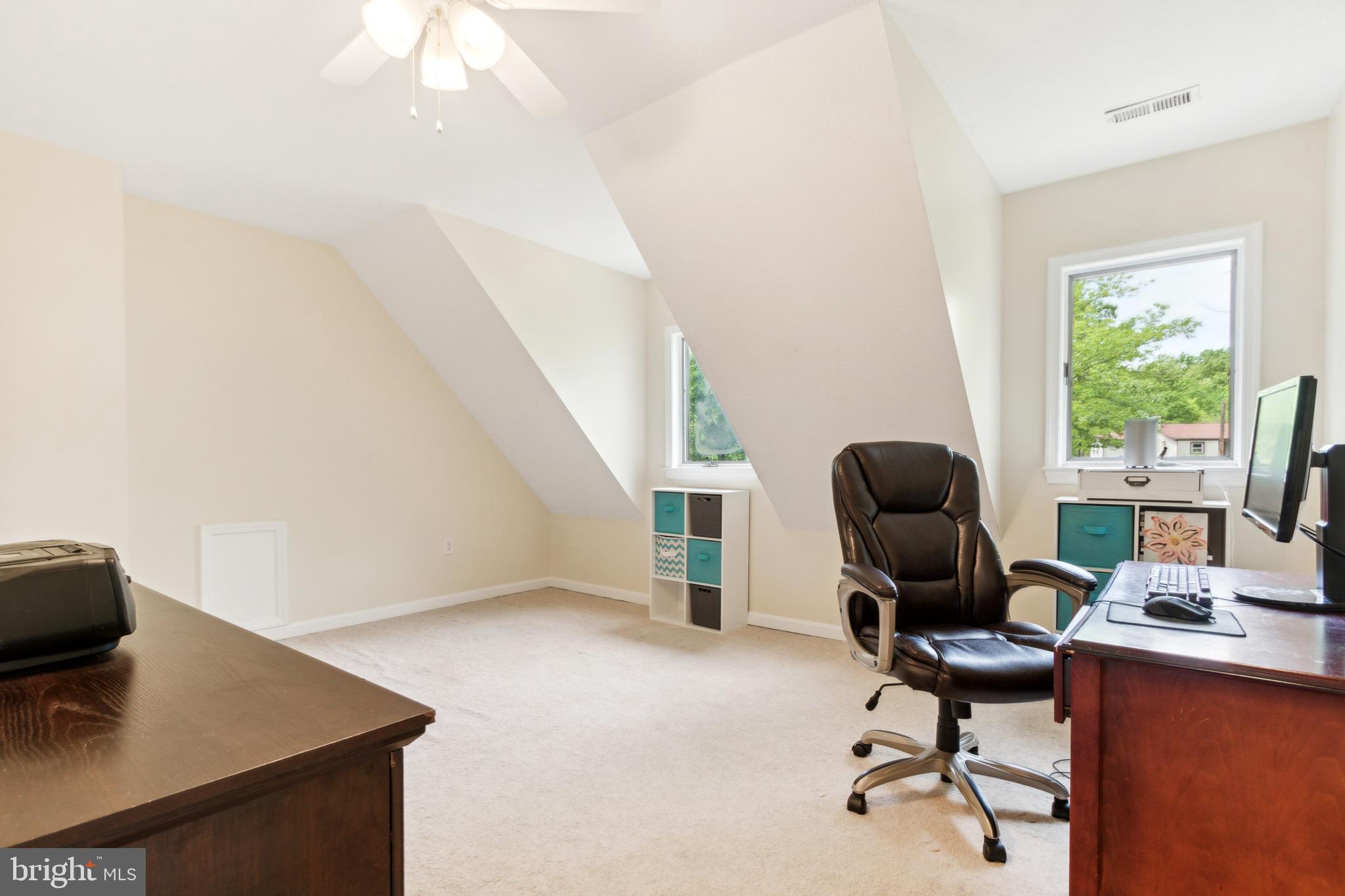 137 Grapevine Ct