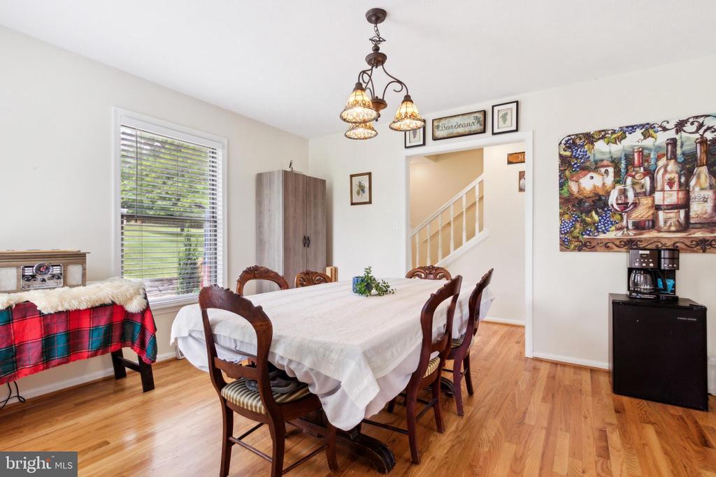 137 Grapevine Ct