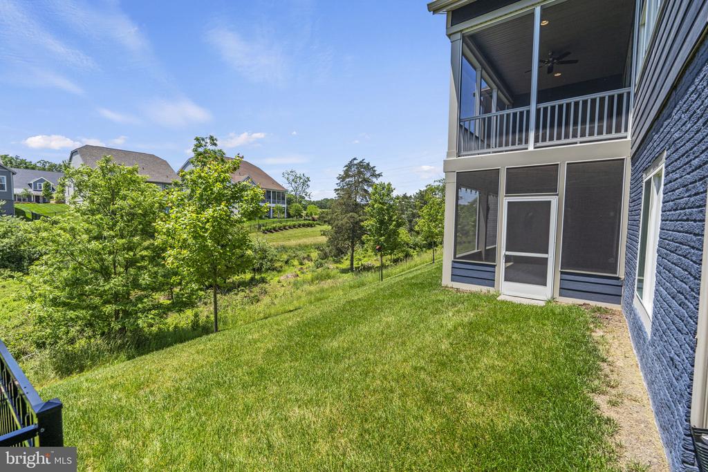 104 Walleye Ct