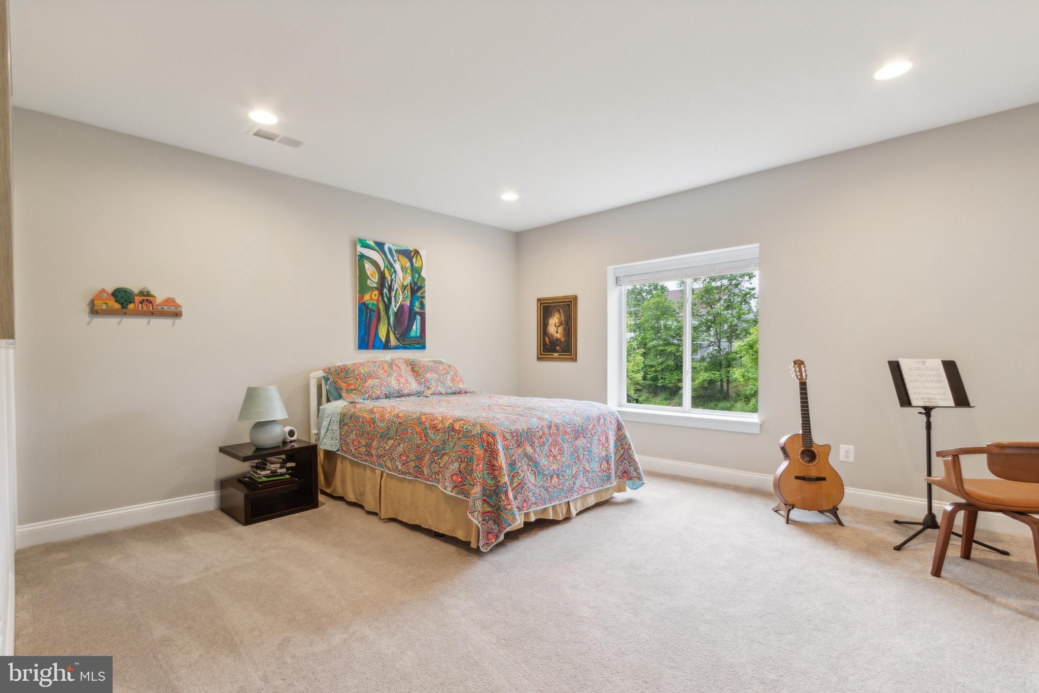 104 Walleye Ct