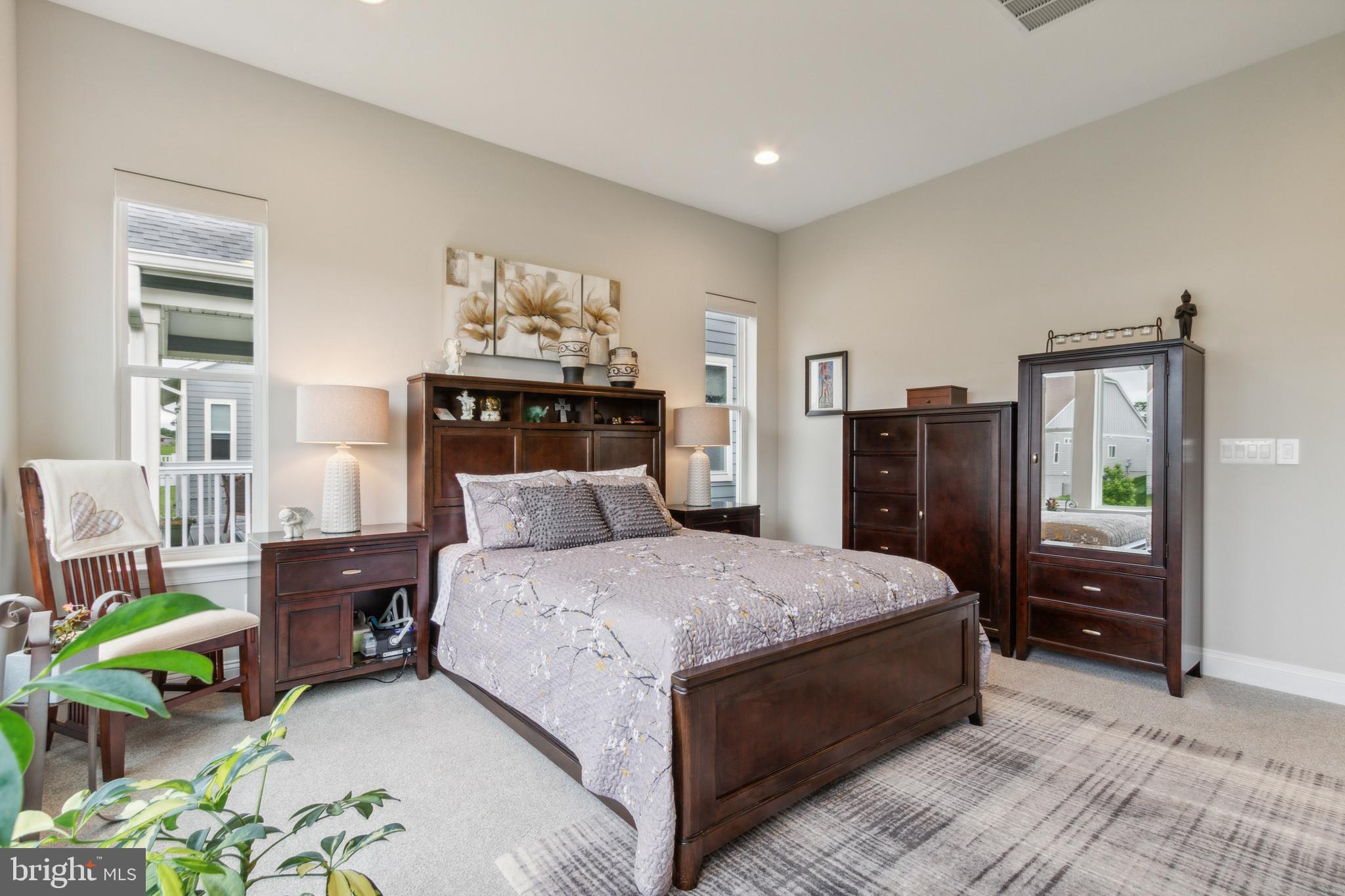 104 Walleye Ct