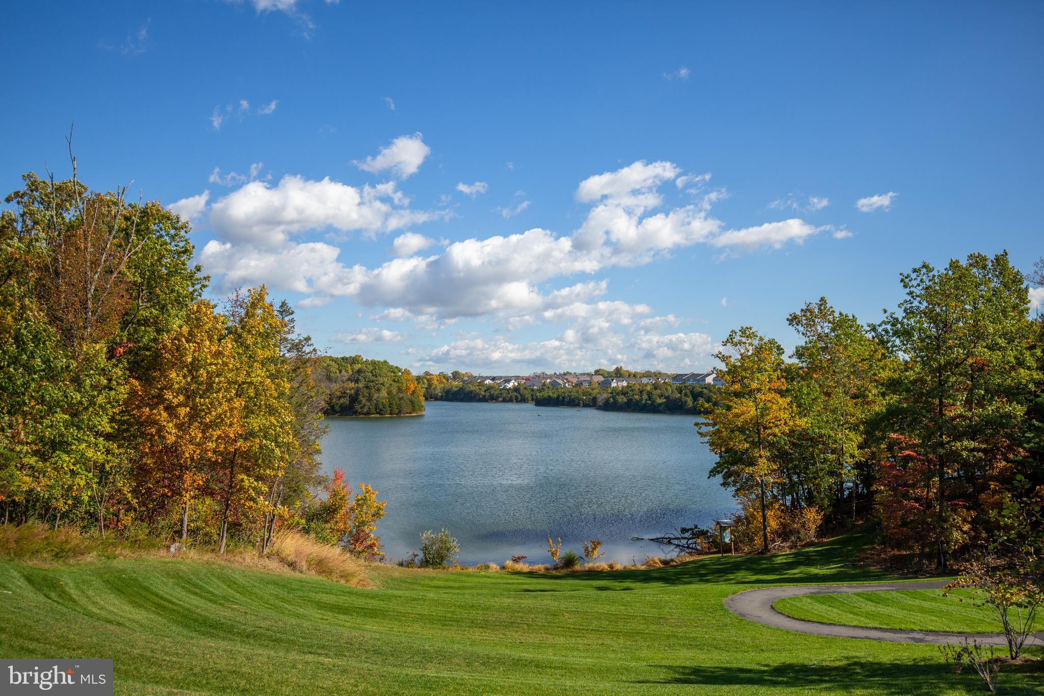 104 Walleye Ct