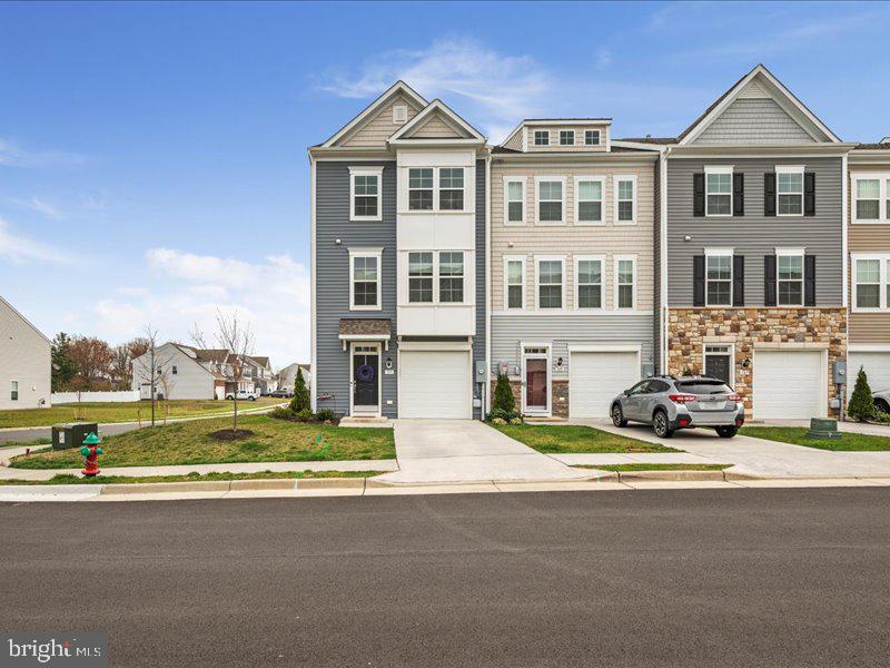 103 Alderman Way