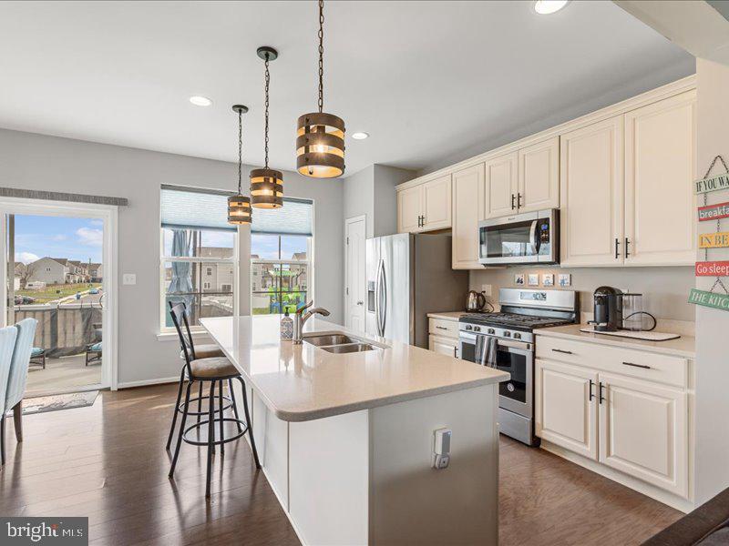 103 Alderman Way