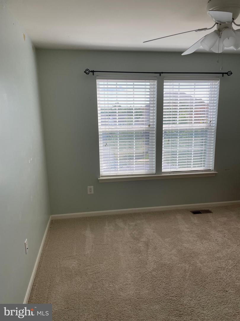 233 MORLYN DR