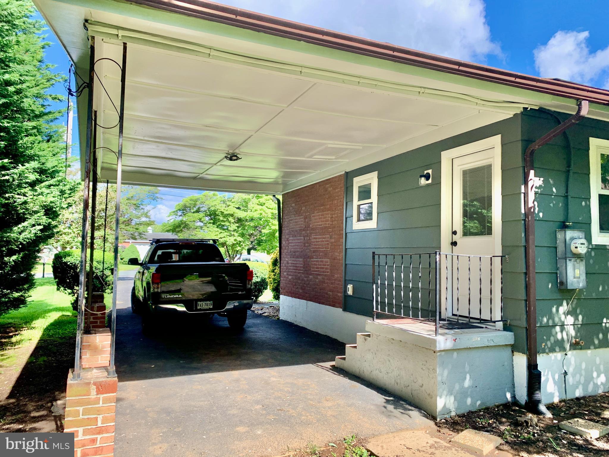 1308 DARLINGTON DR