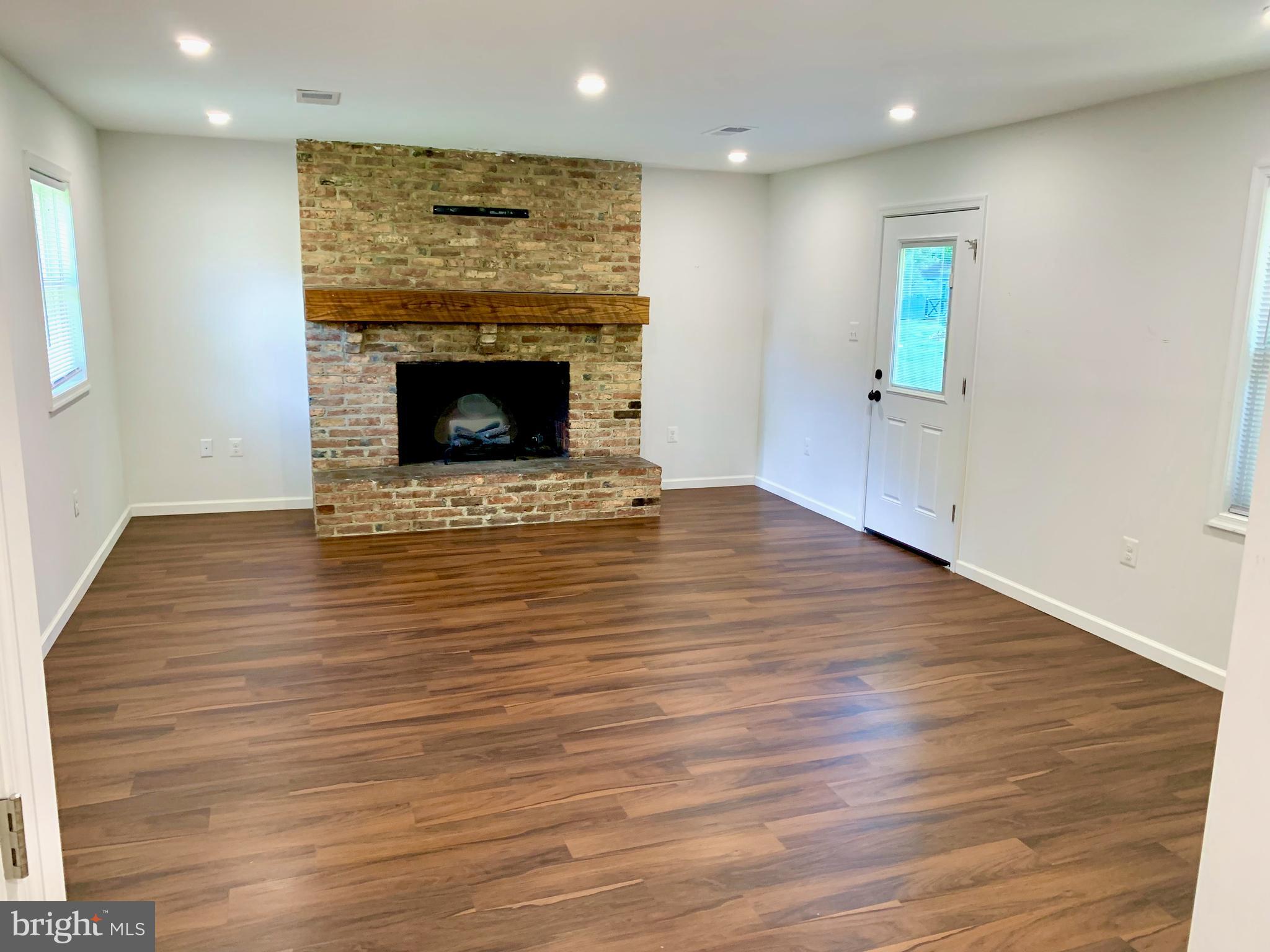 1308 DARLINGTON DR