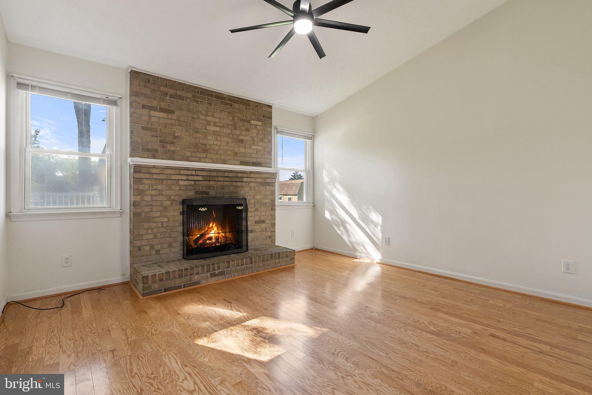 302 Fredericktowne Dr