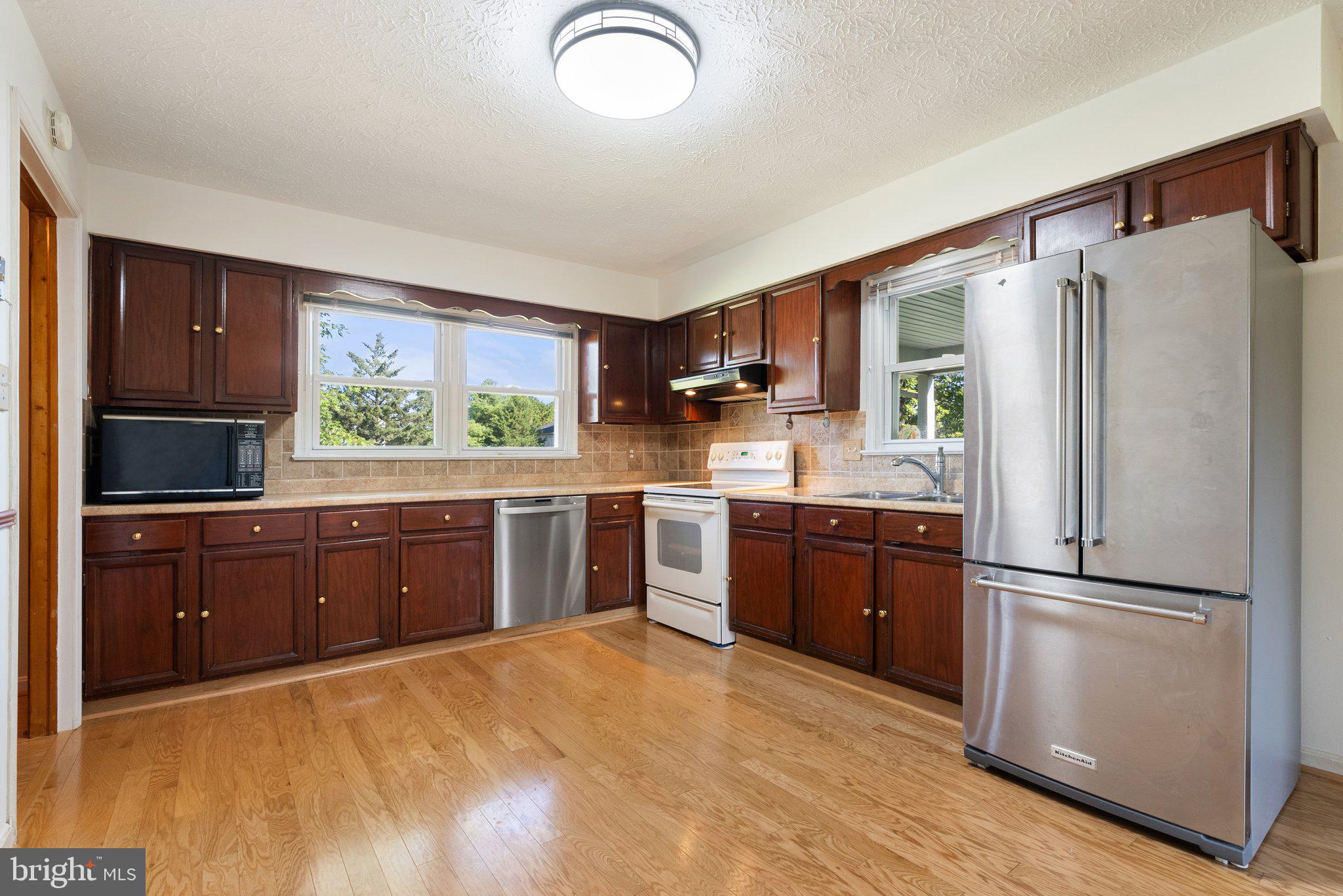 302 Fredericktowne Dr