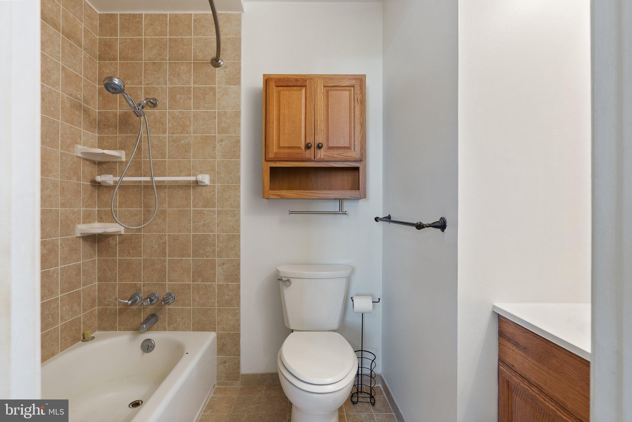 302 Fredericktowne Dr