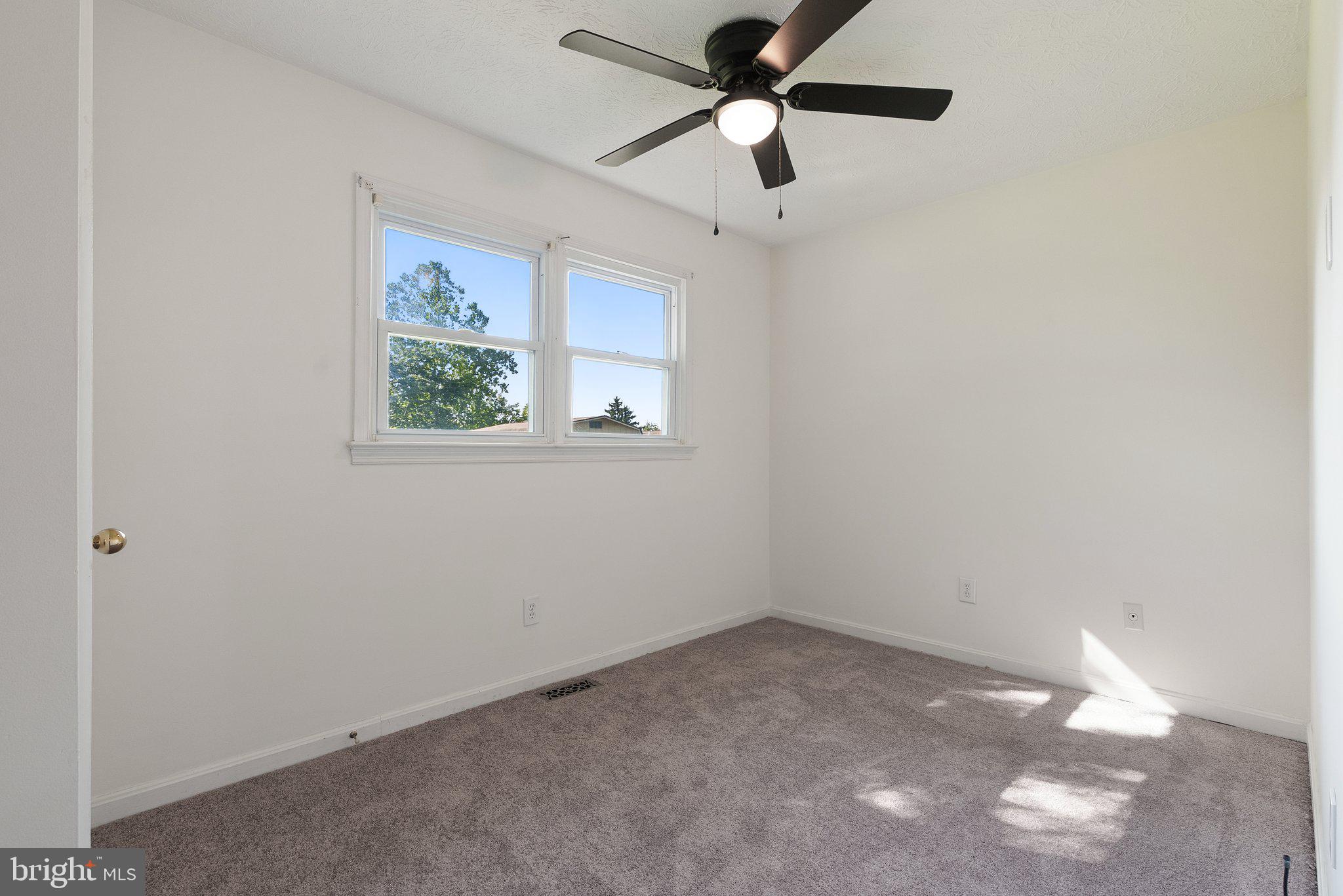302 Fredericktowne Dr