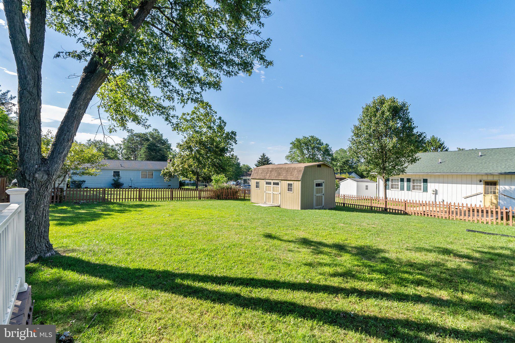 302 Fredericktowne Dr