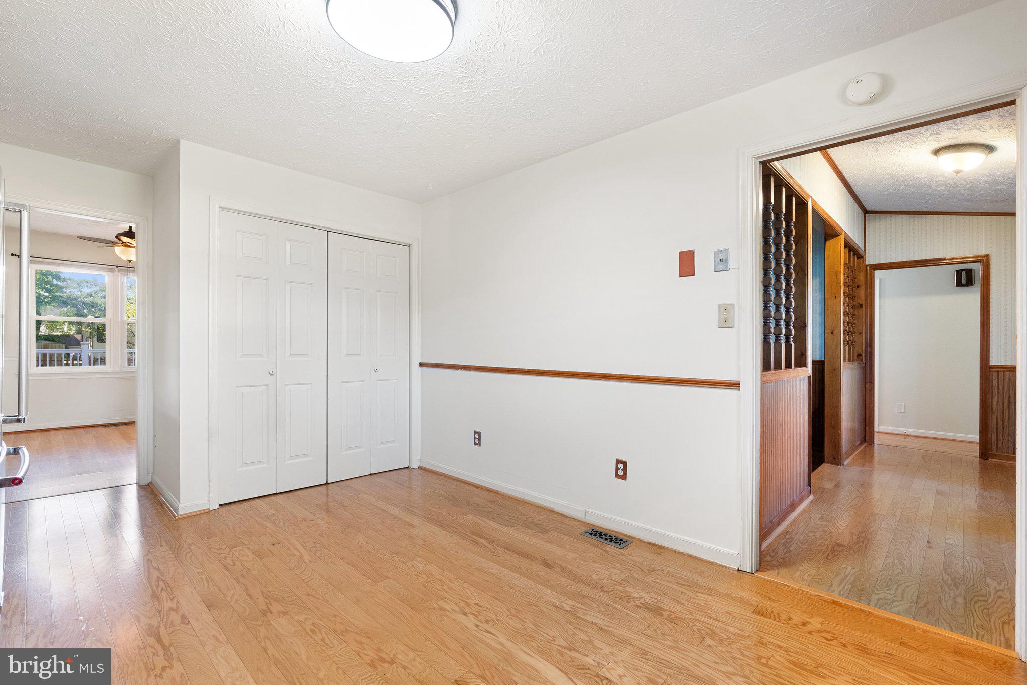 302 Fredericktowne Dr