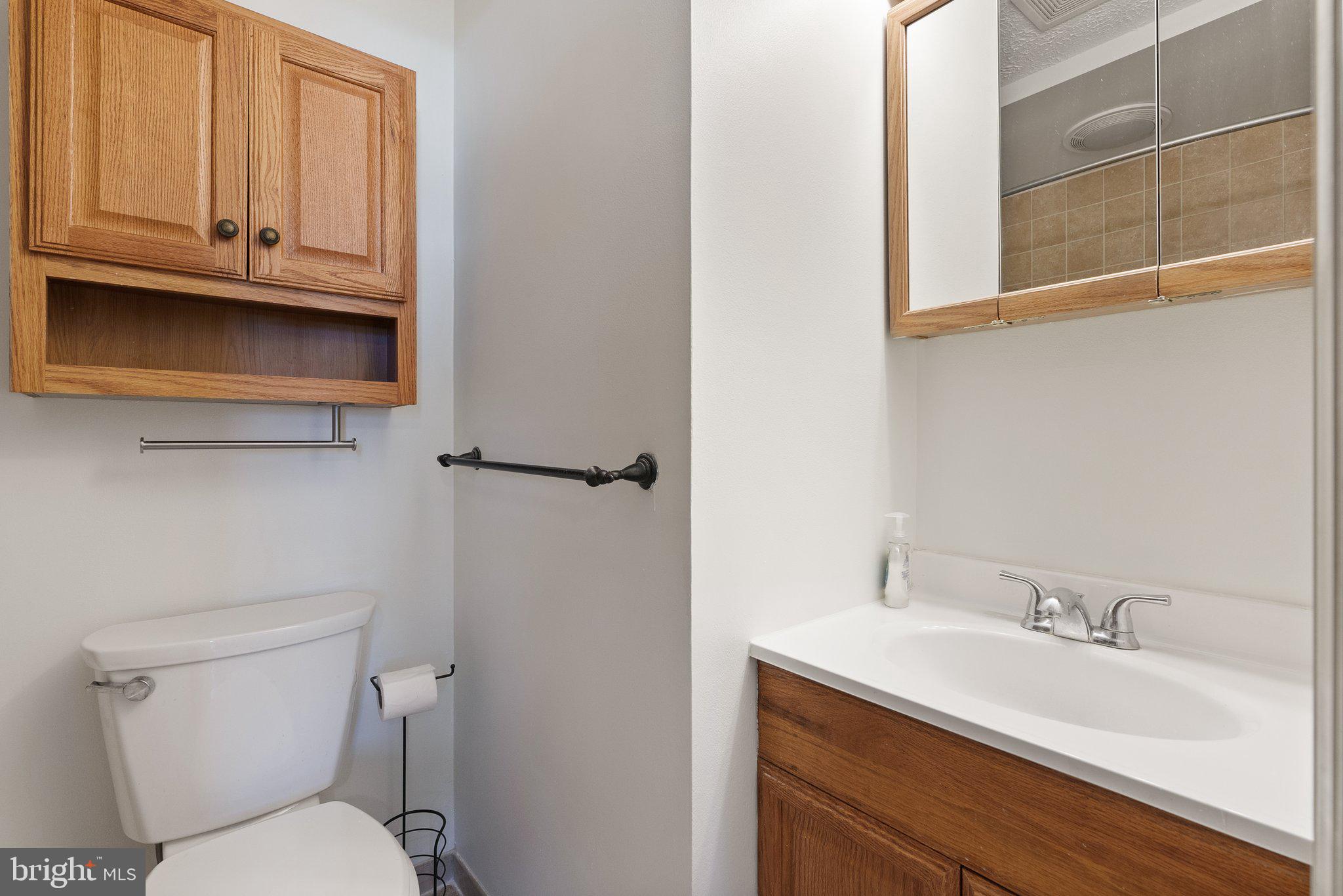 302 Fredericktowne Dr