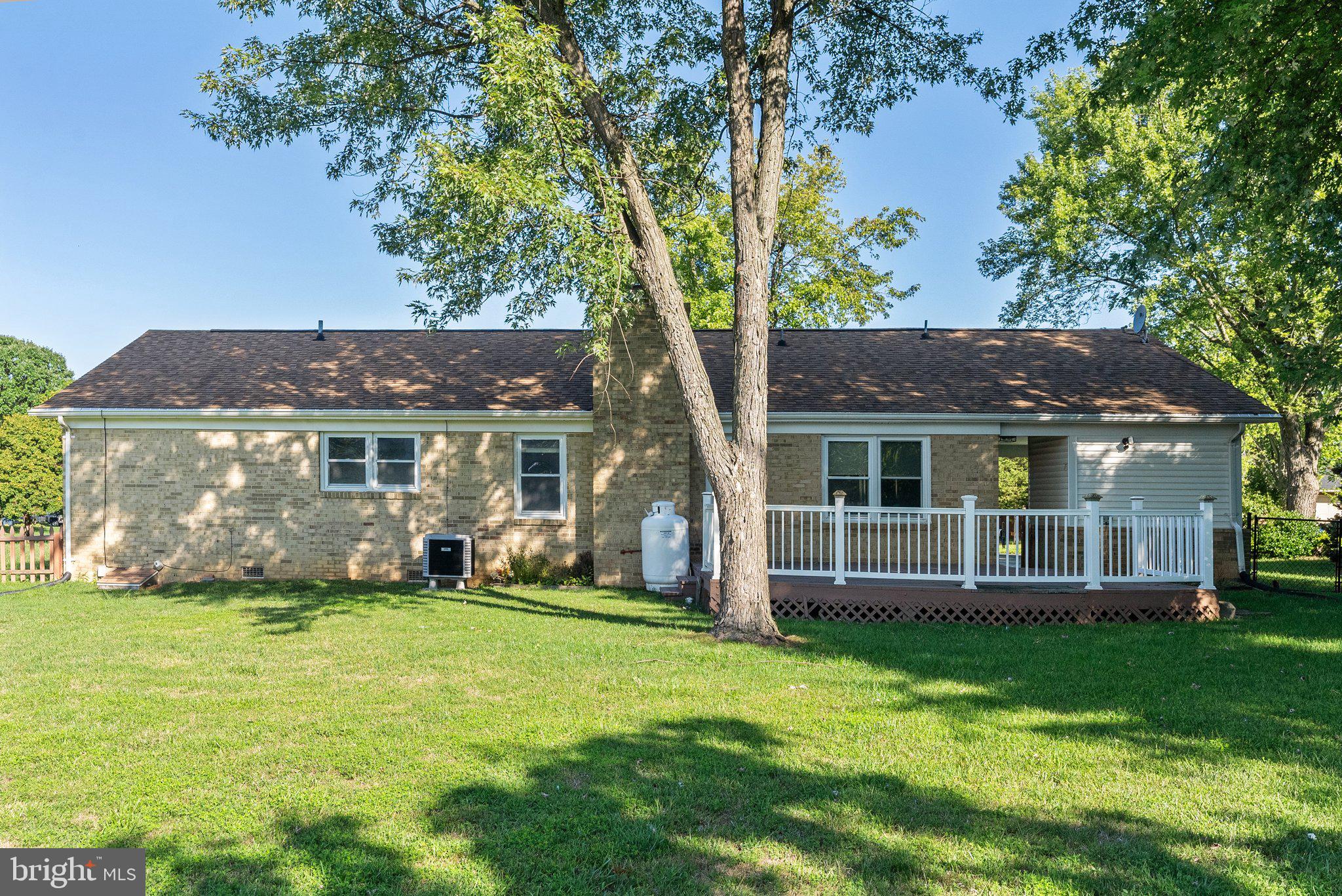 302 Fredericktowne Dr
