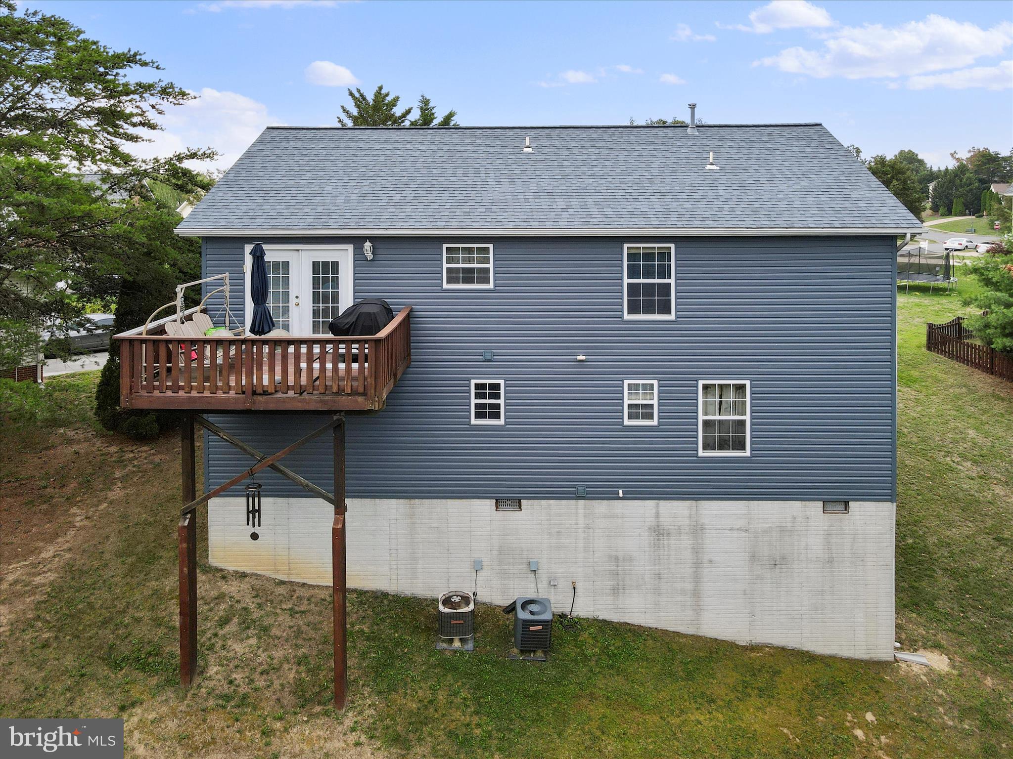 102 Trefoil Ct
