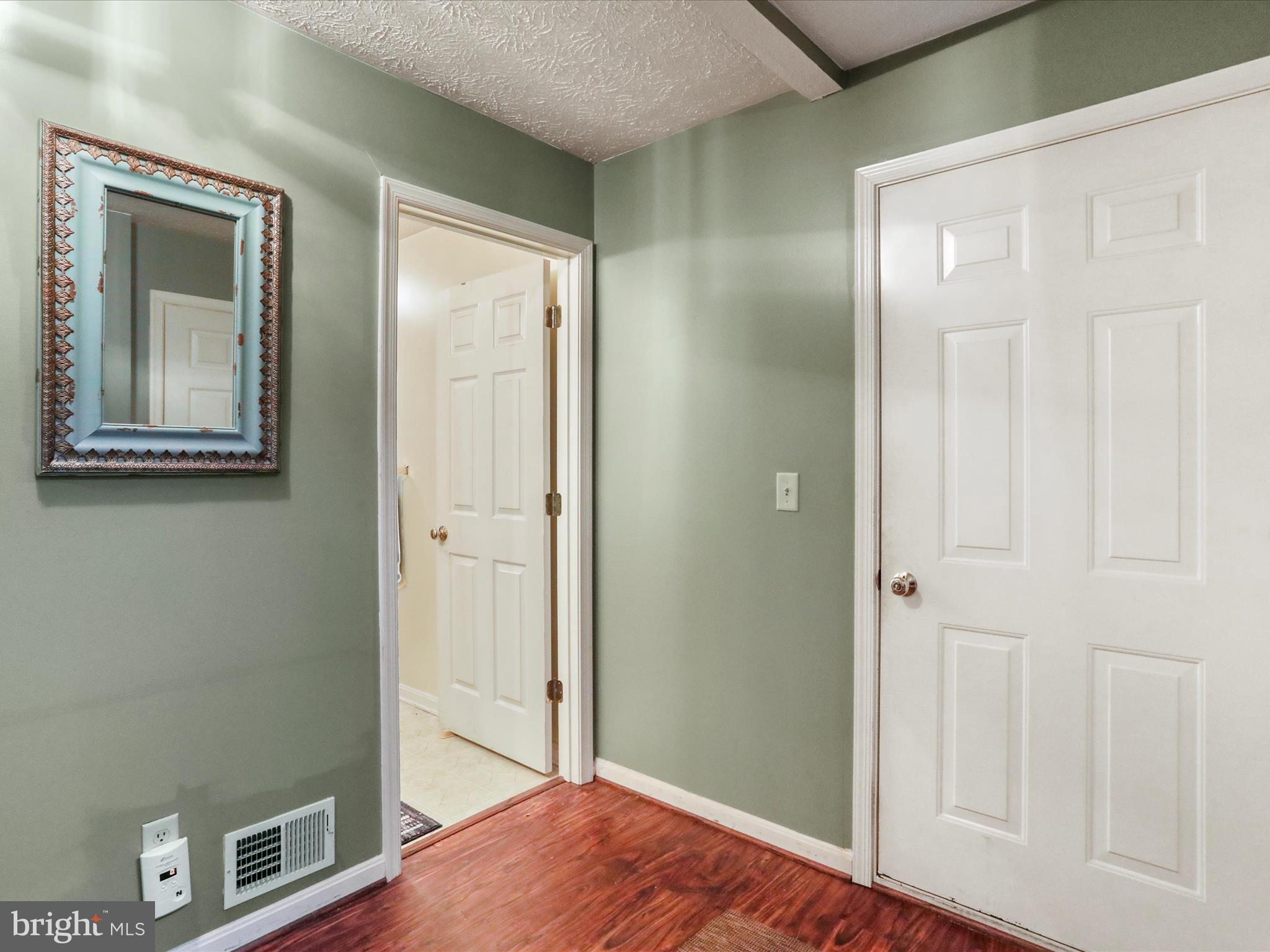 102 Trefoil Ct