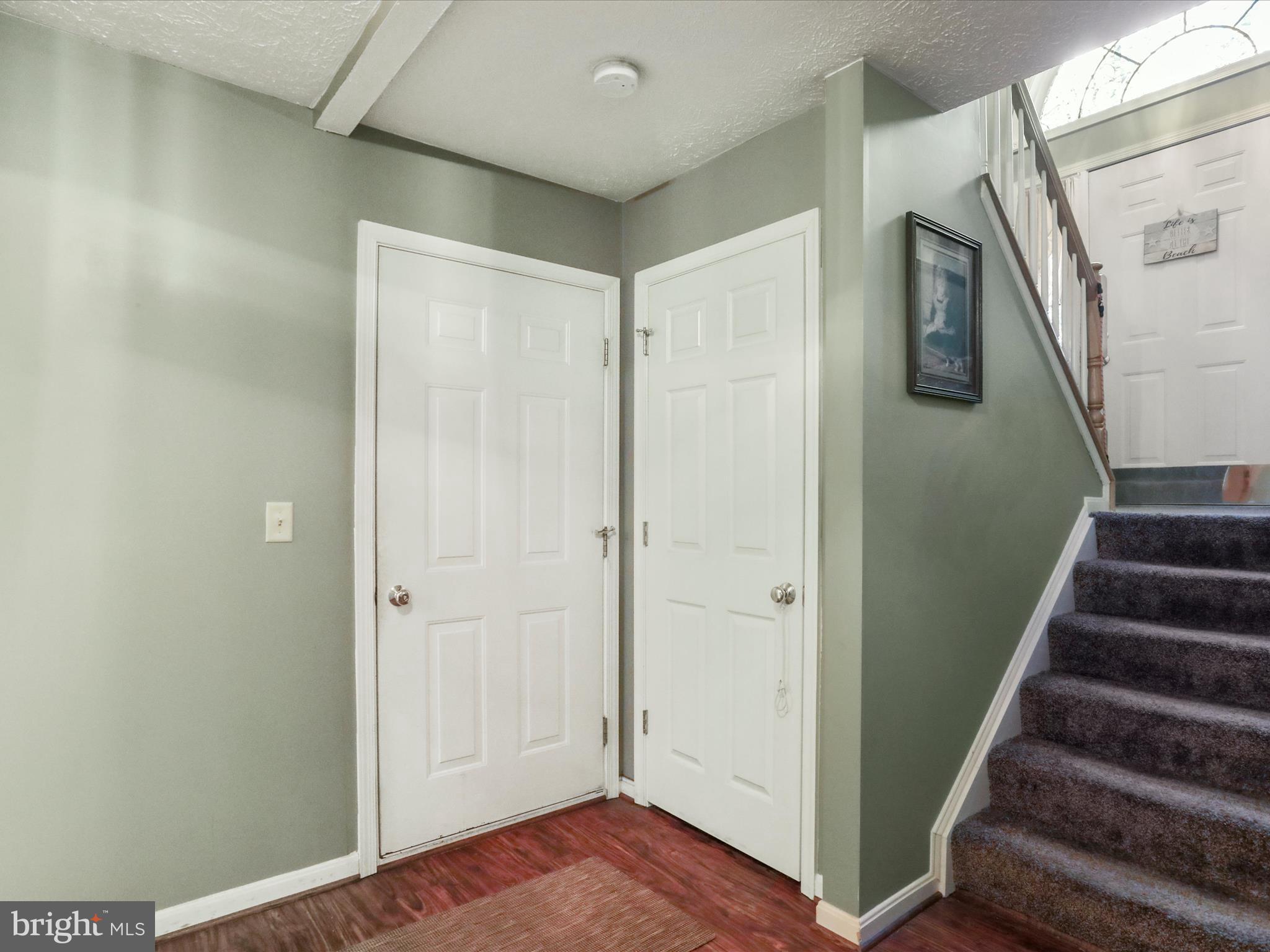 102 Trefoil Ct