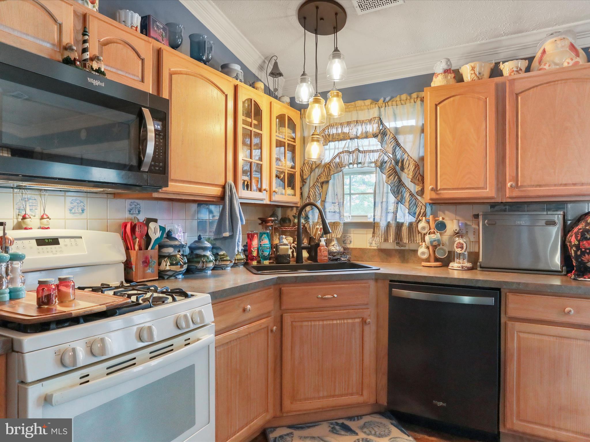 102 Trefoil Ct