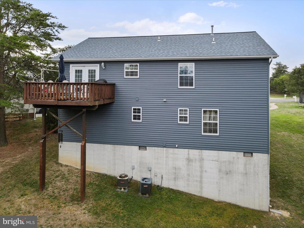 102 Trefoil Ct