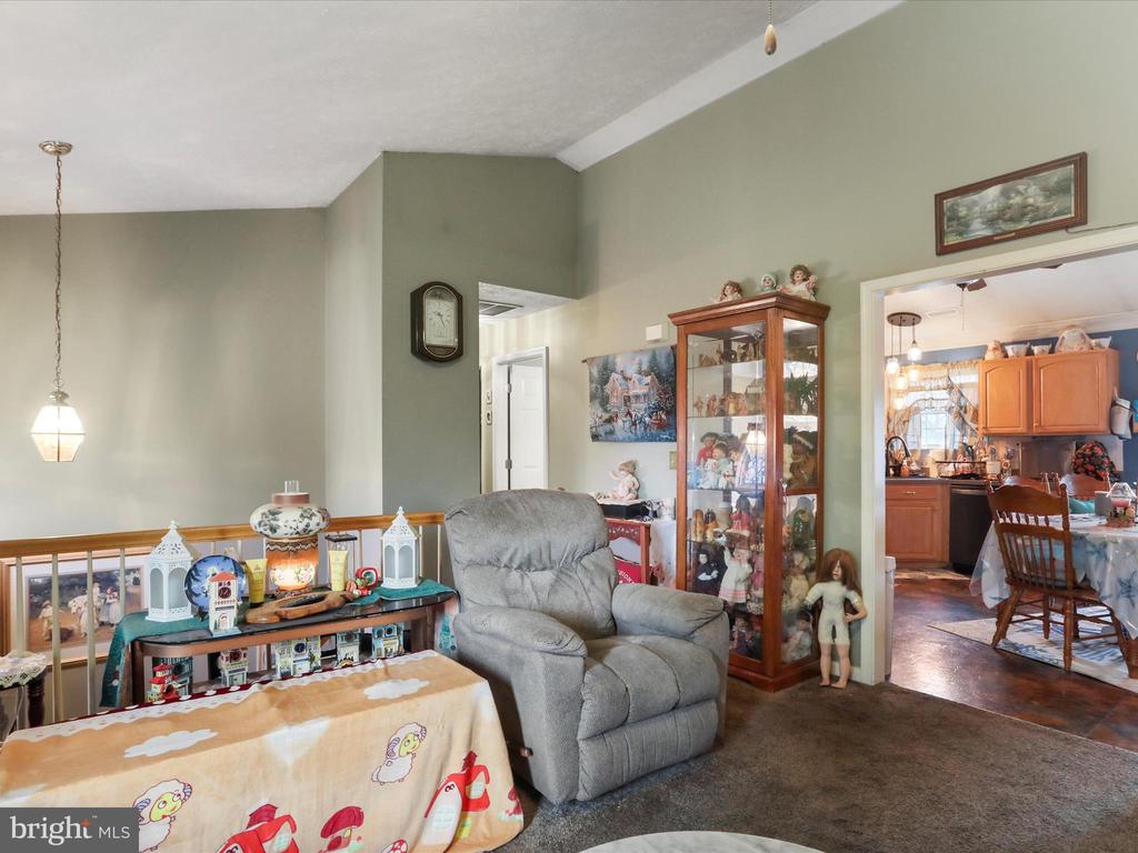 102 Trefoil Ct