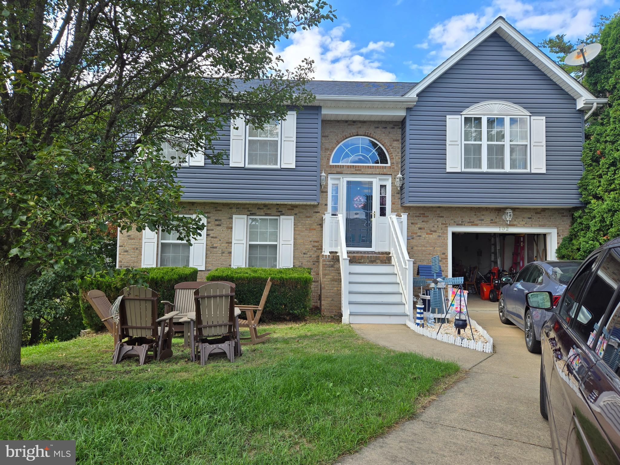 102 Trefoil Ct