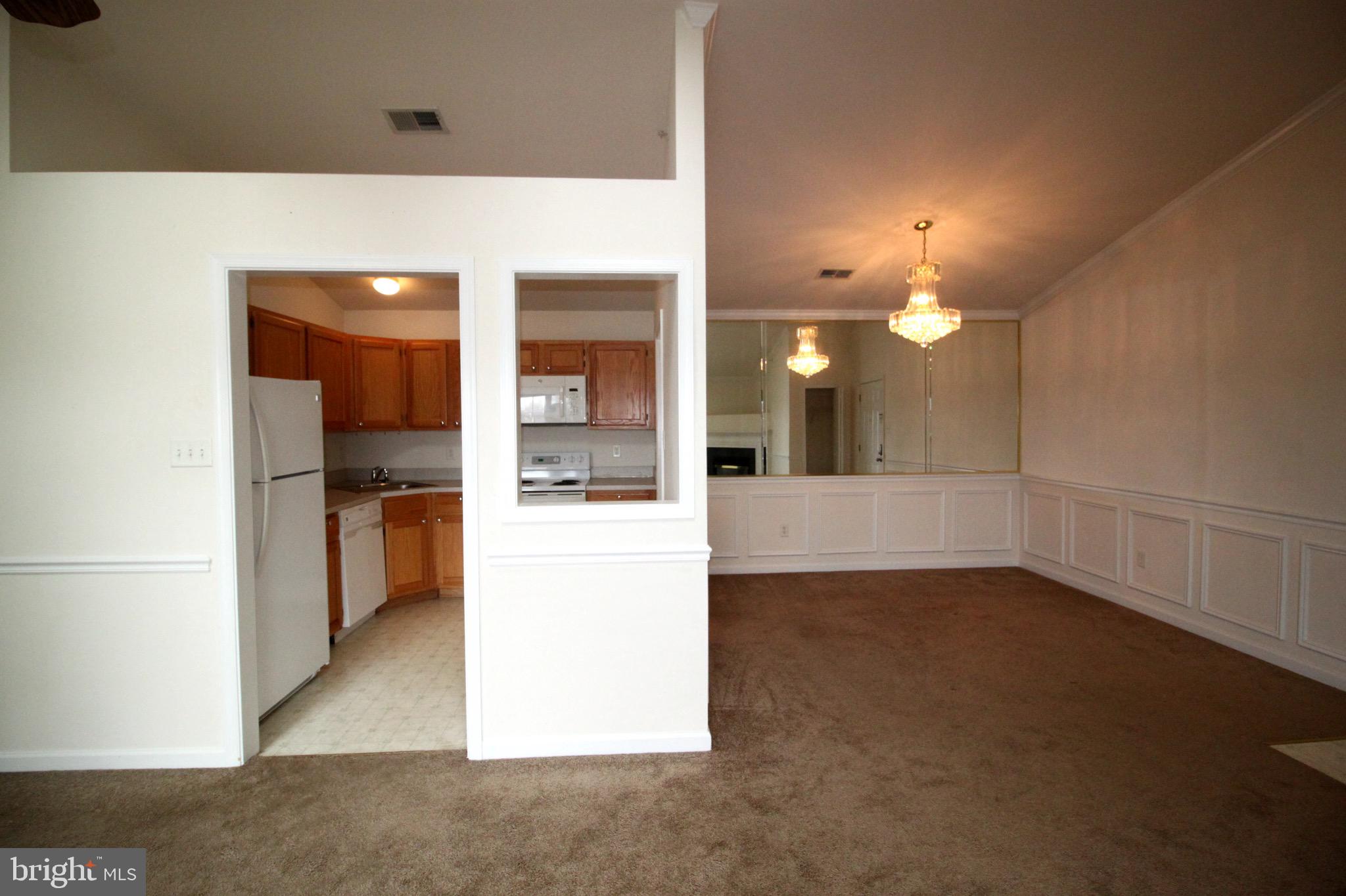 152-10 BROOKLAND CT