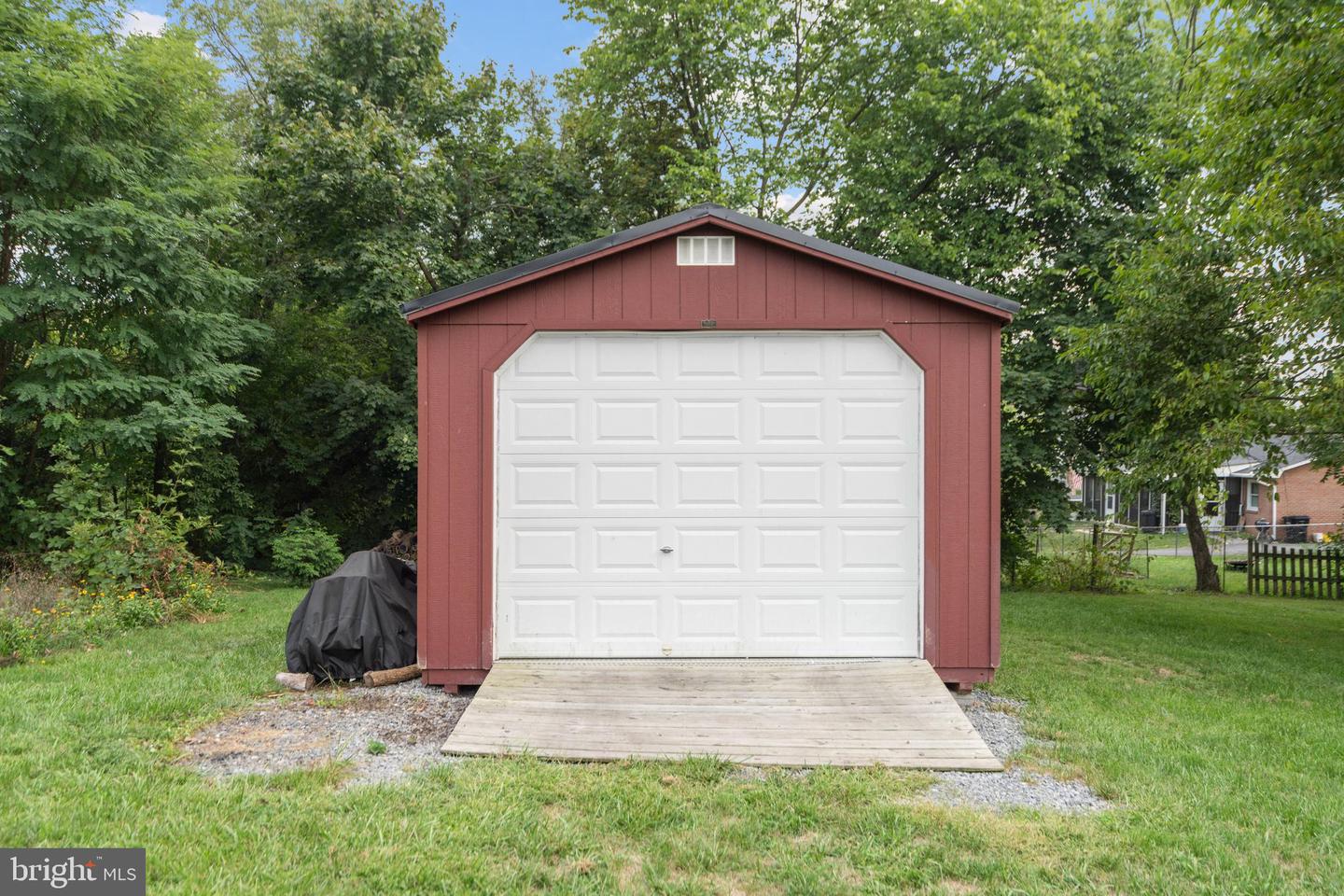 121 Virginia