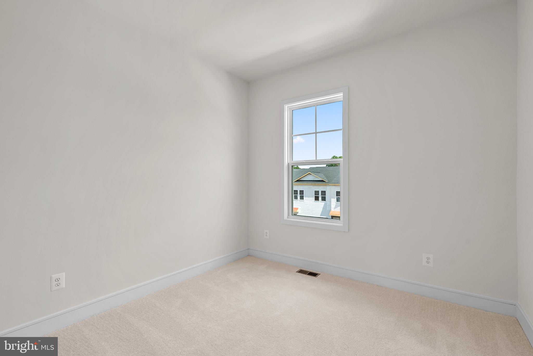 126 Leather Flower Dr