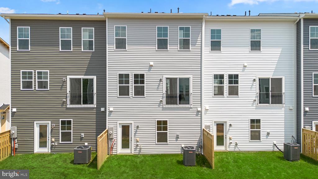 126 Leather Flower Dr