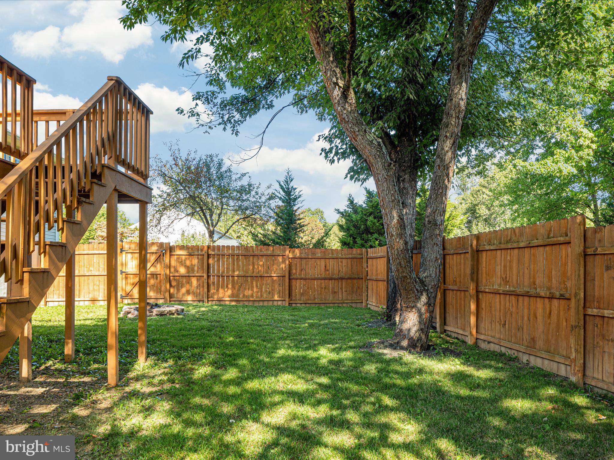206 PEMBRIDGE DR