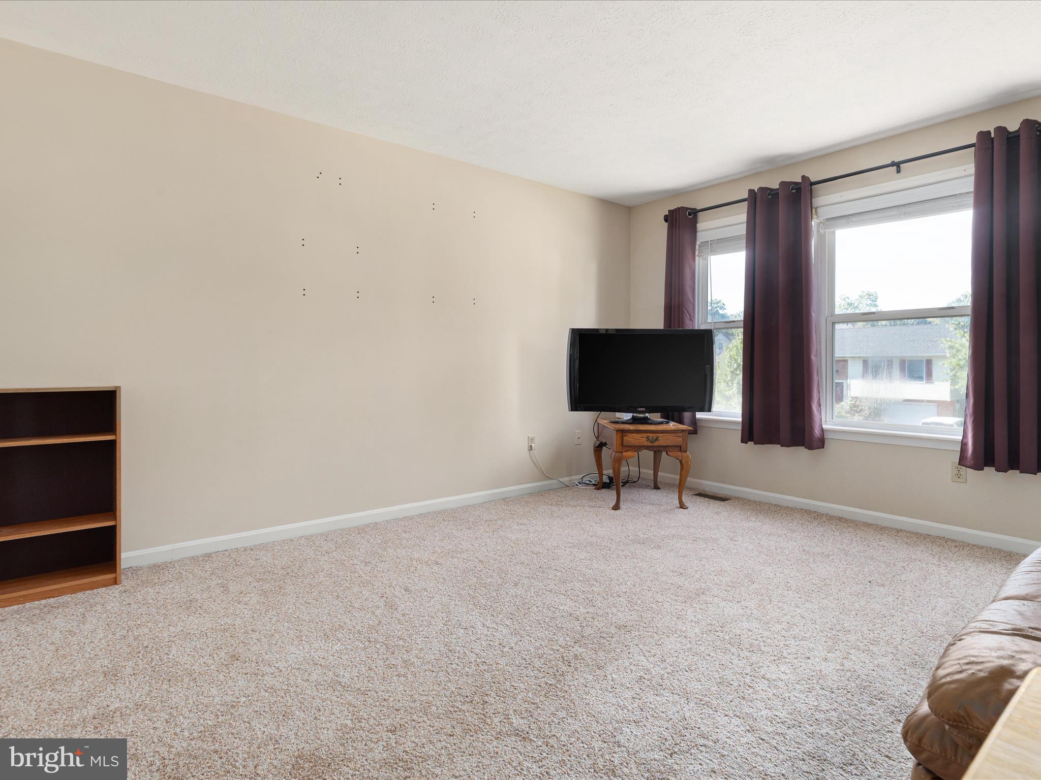 206 PEMBRIDGE DR