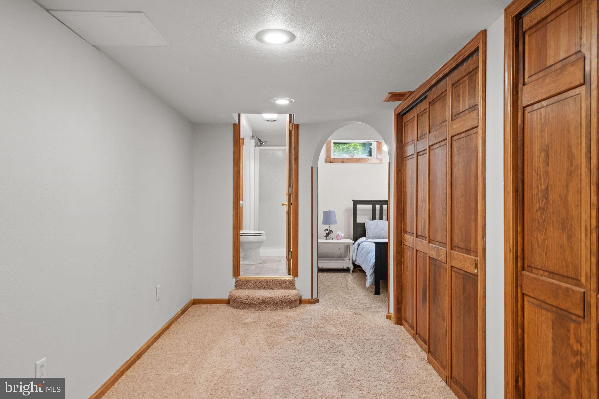 1011 Siler Rd