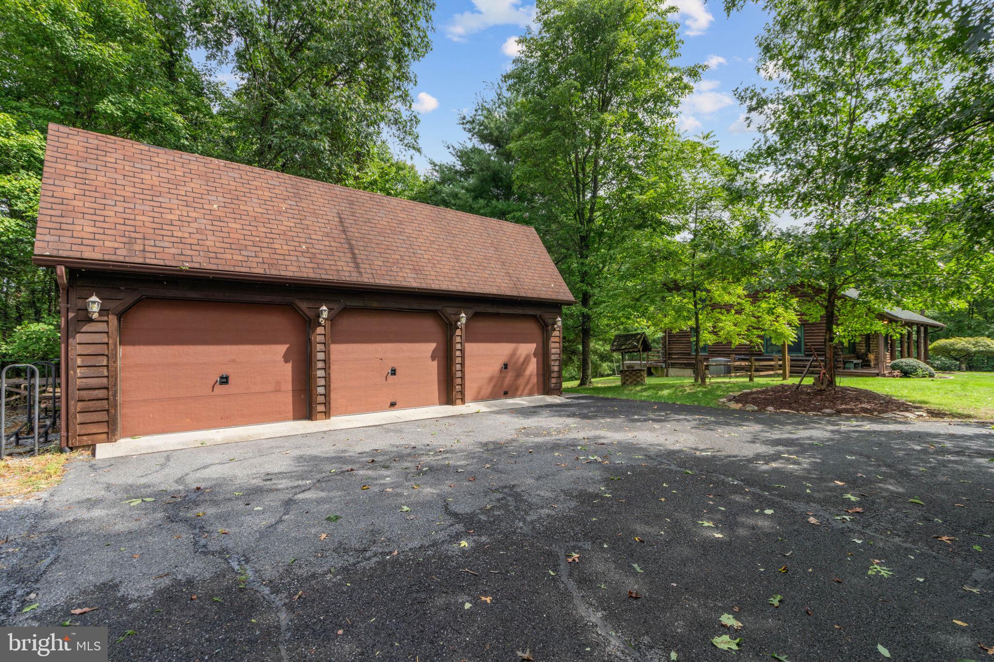 1011 Siler Rd